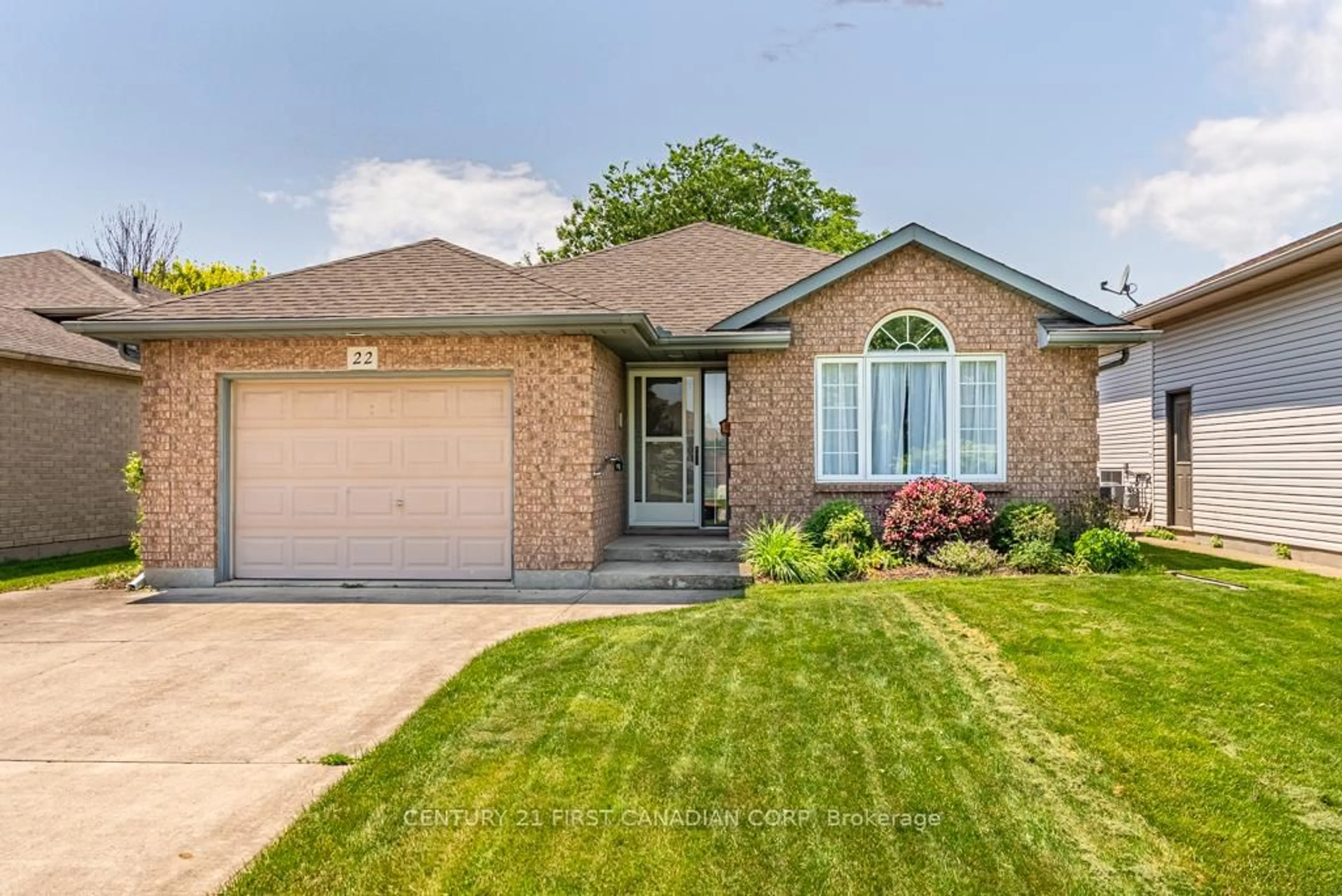 Home with brick exterior material, street for 22 Tanner Dr, Pelham Ontario L0S 1E4