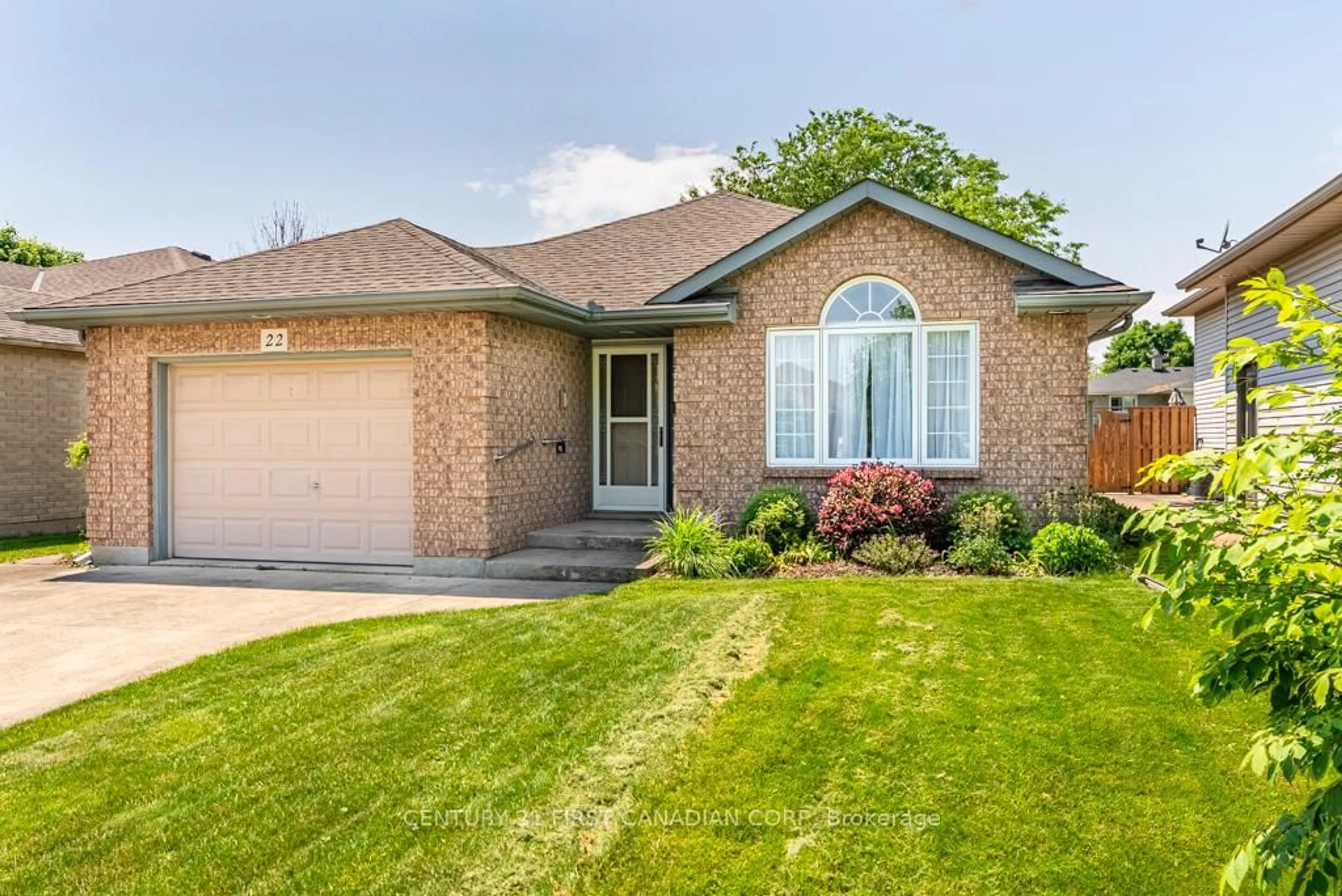 Home with brick exterior material, street for 22 Tanner Dr, Pelham Ontario L0S 1E4