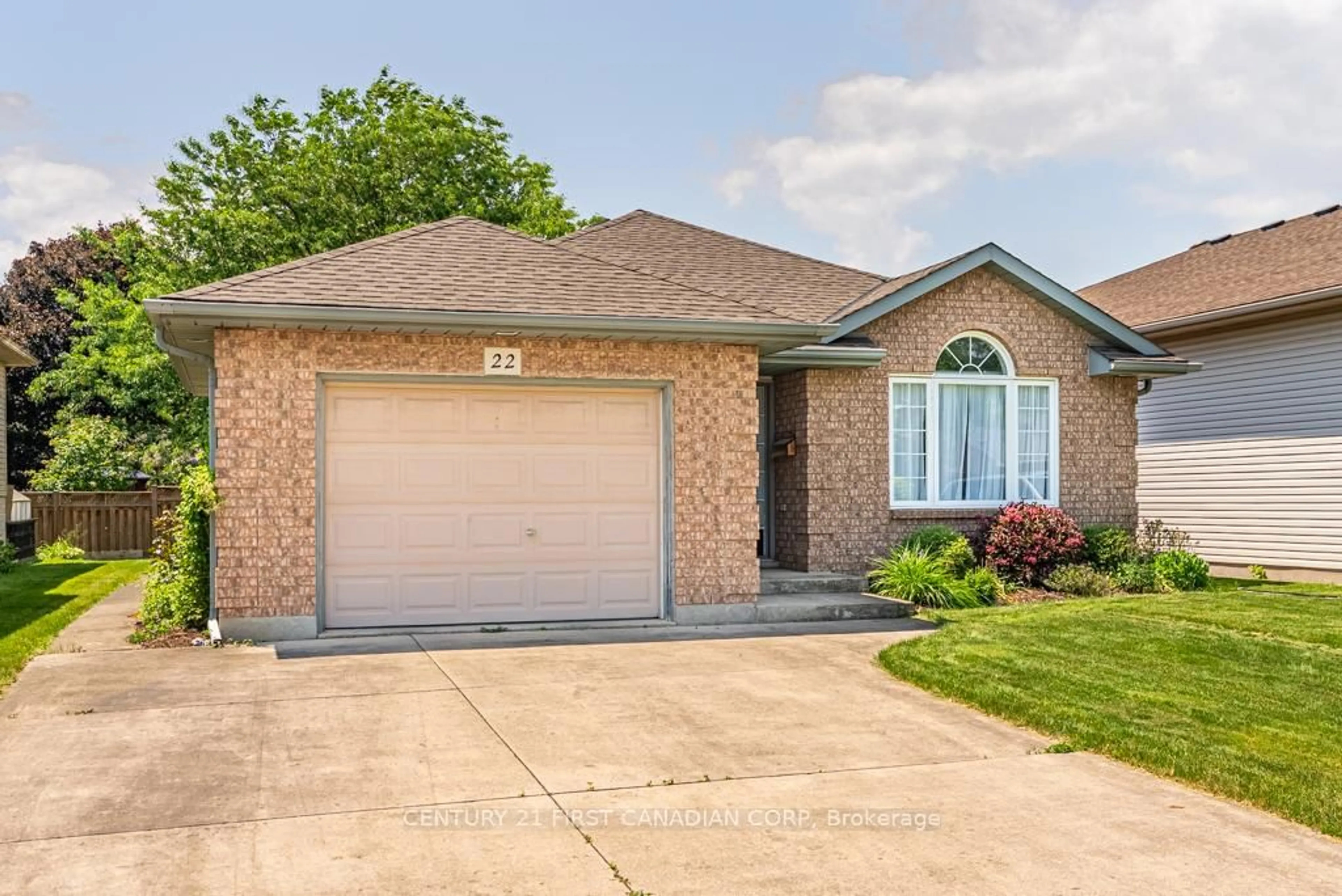 Home with brick exterior material, street for 22 Tanner Dr, Pelham Ontario L0S 1E4