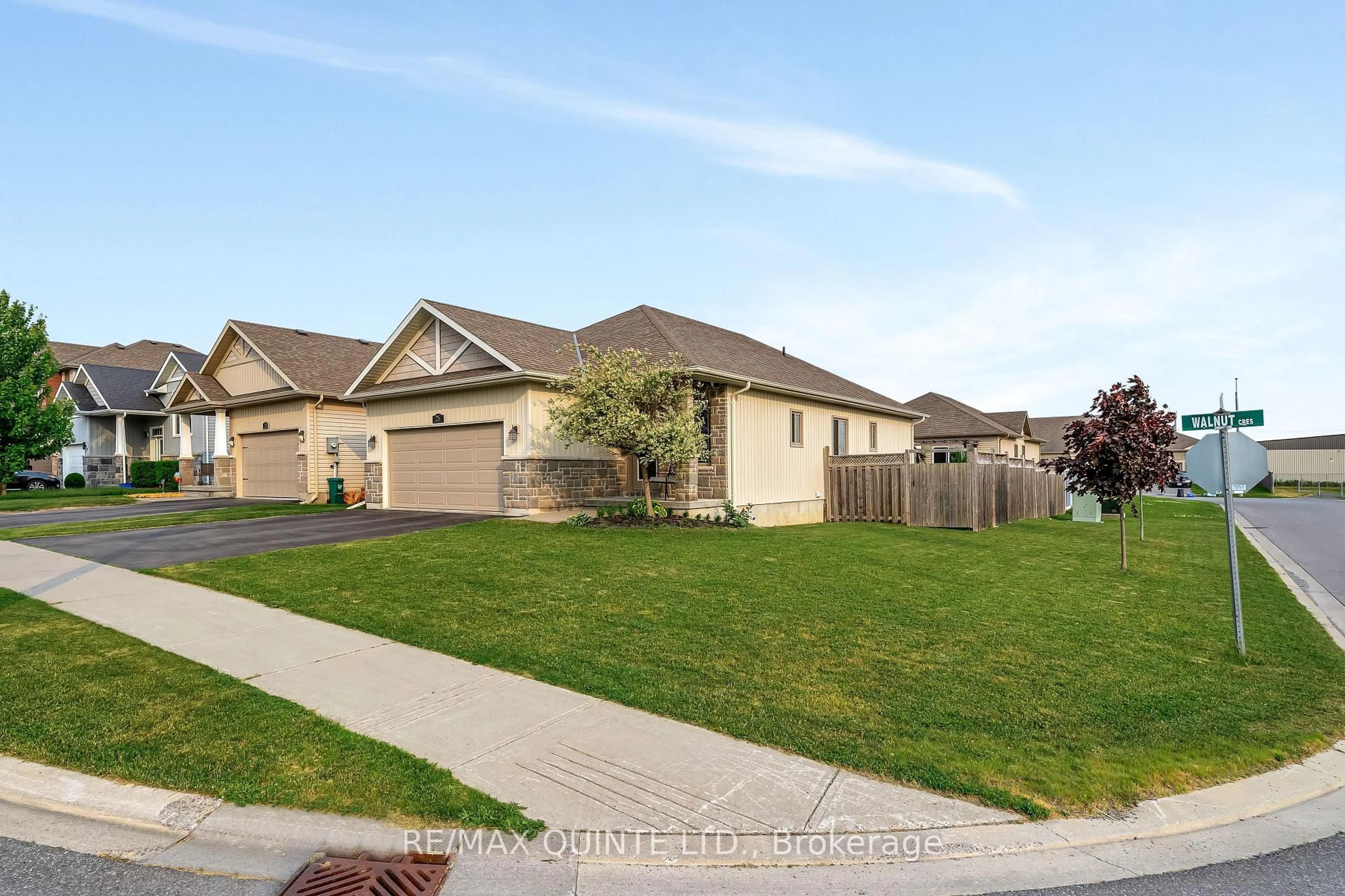 Unknown for 25 Walnut Cres, Belleville Ontario K8N 0E4