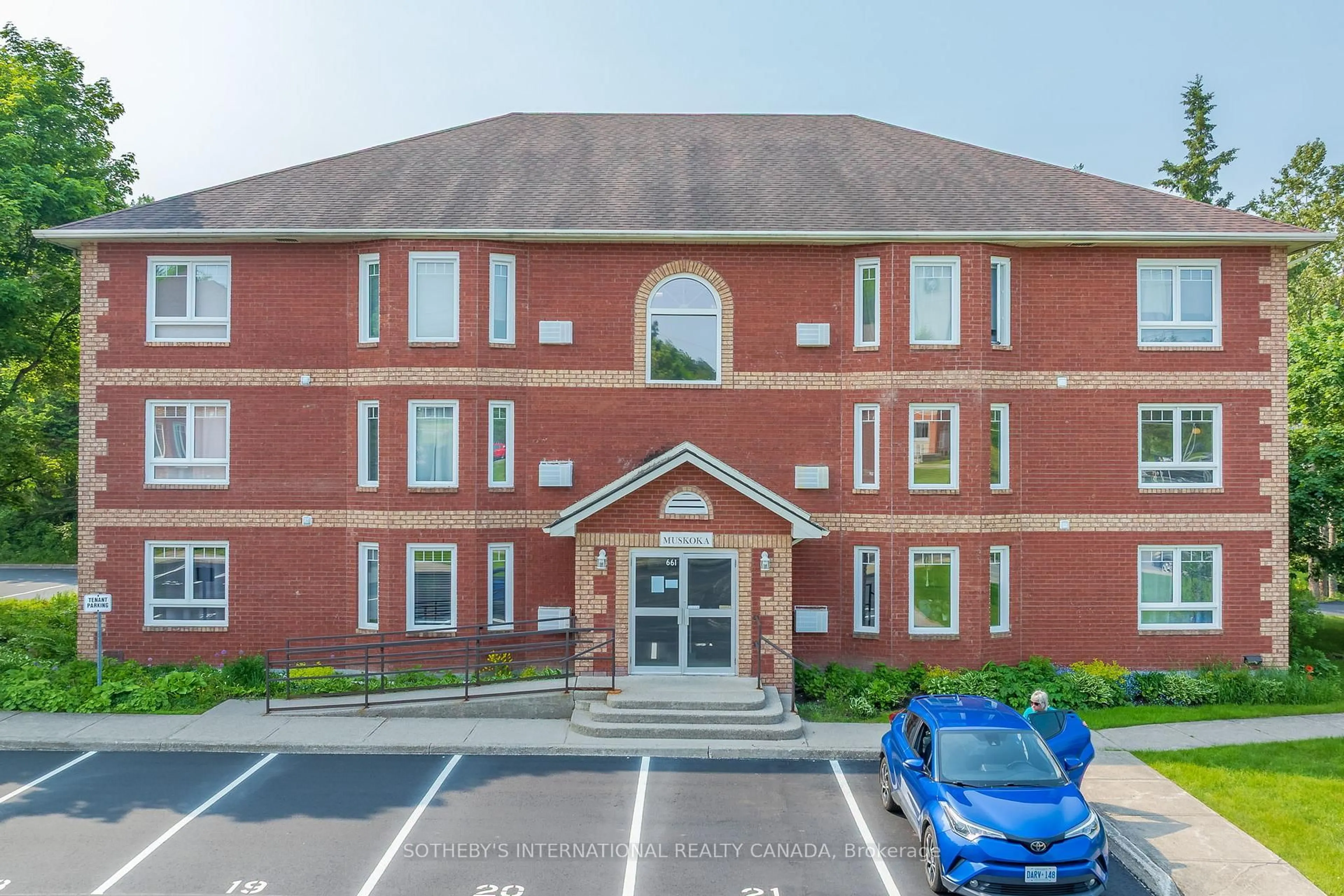 Unknown for 661 Cedar Lane #201C, Bracebridge Ontario P1L 1N9