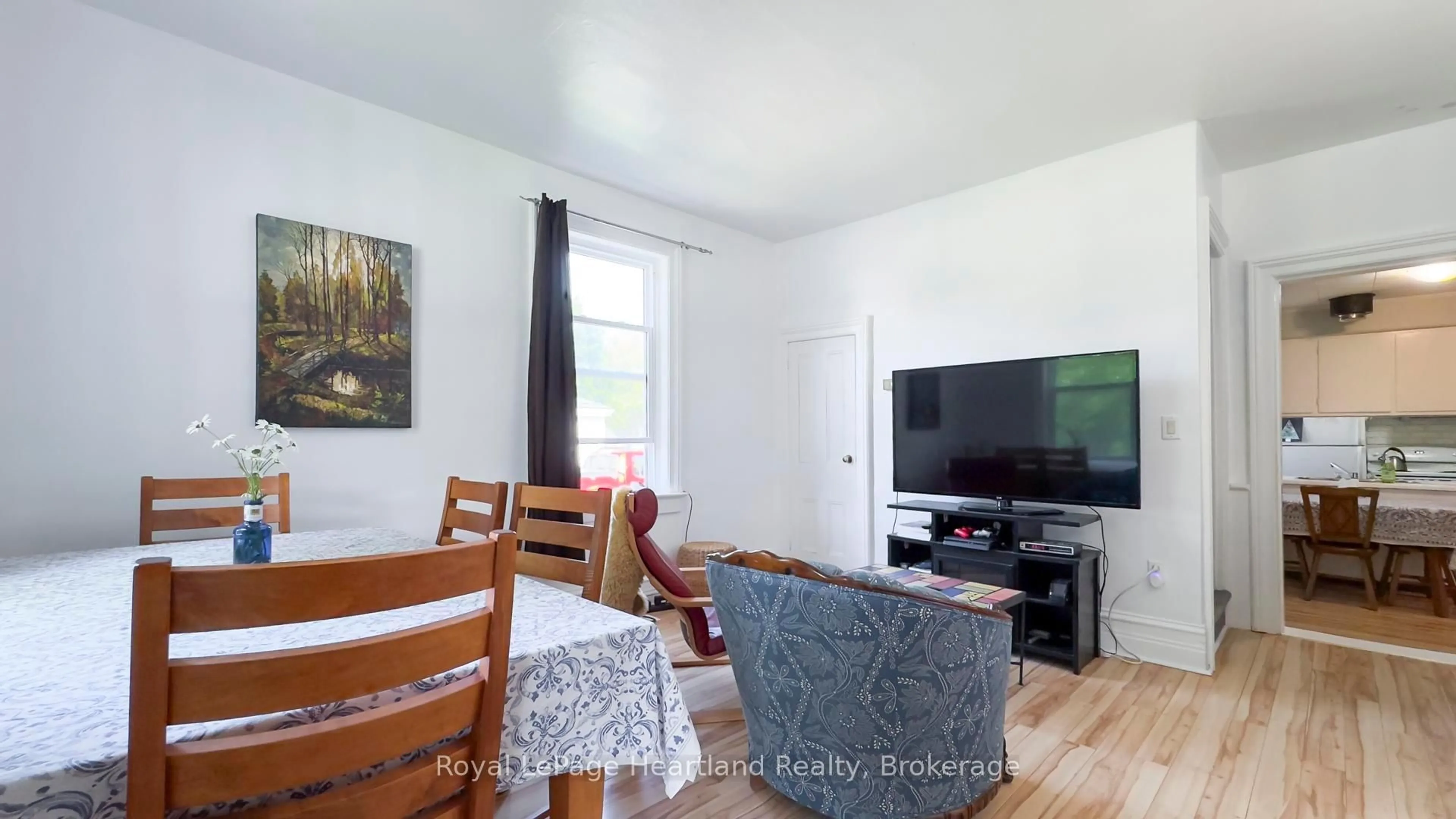 Living room with furniture, wood/laminate floor for 88 Richmond St, Bluewater Ontario N0M 1X0