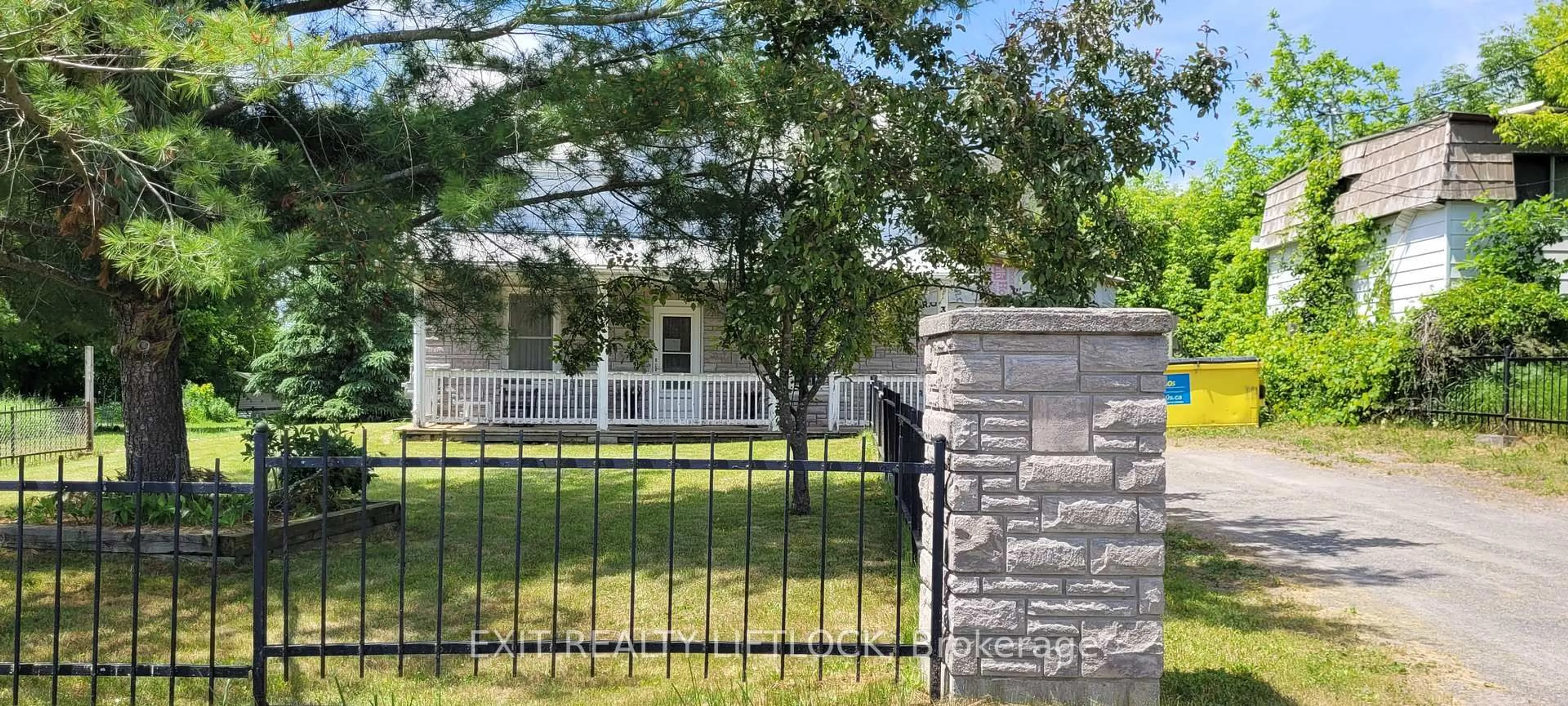 Home with brick exterior material, street for 33 Hayes St, Limoges Ontario K0K 2M0