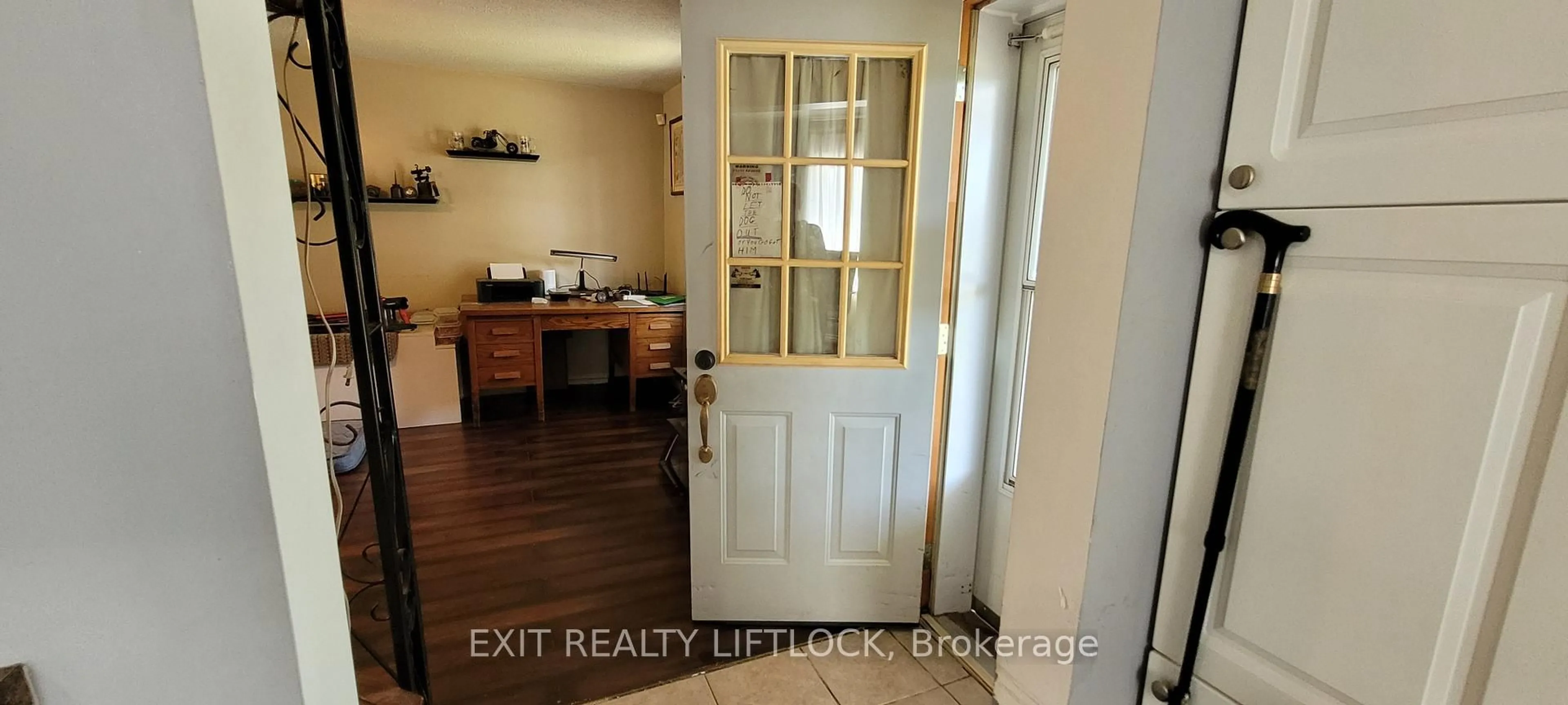 Unknown for 33 Hayes St, Limoges Ontario K0K 2M0