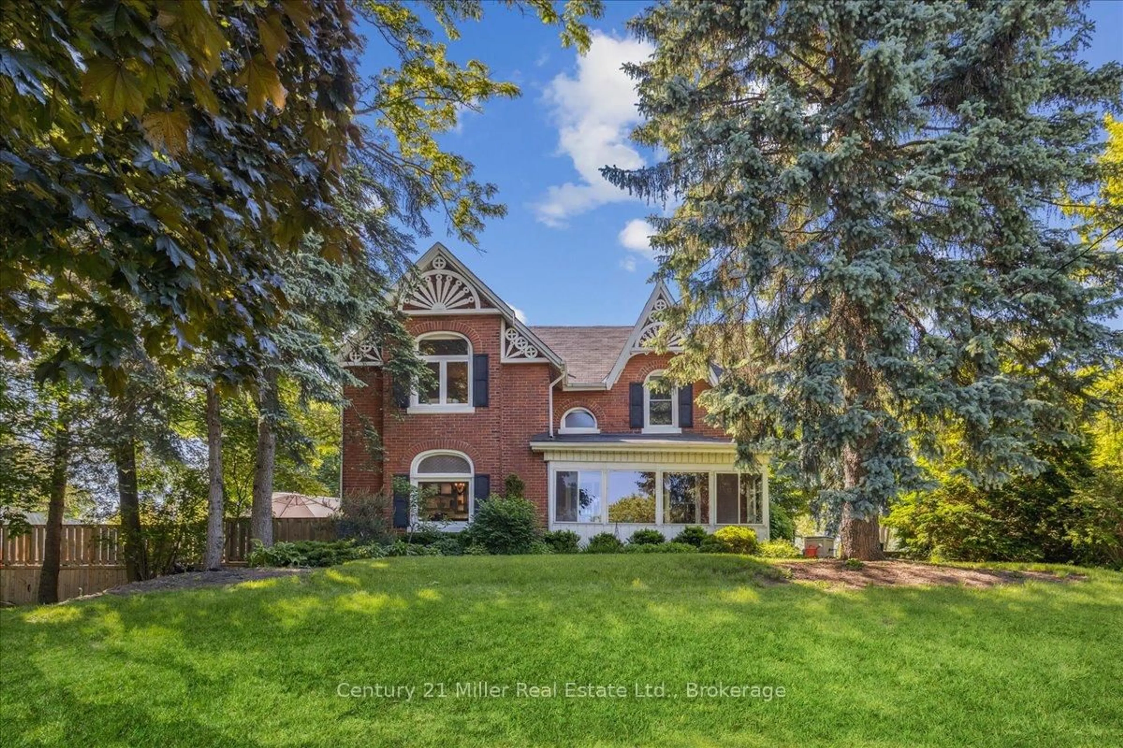 Home with brick exterior material, street for 585 Dundas St, Hamilton Ontario L8B 0G7