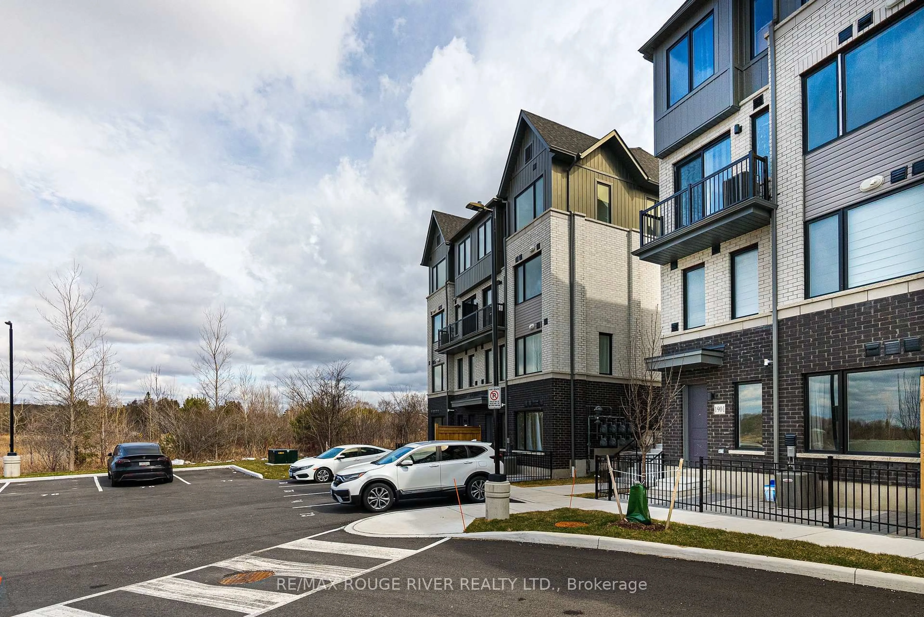 Unknown for 160 Densmore  Rd #1901, Cobourg Ontario K9A 0X8