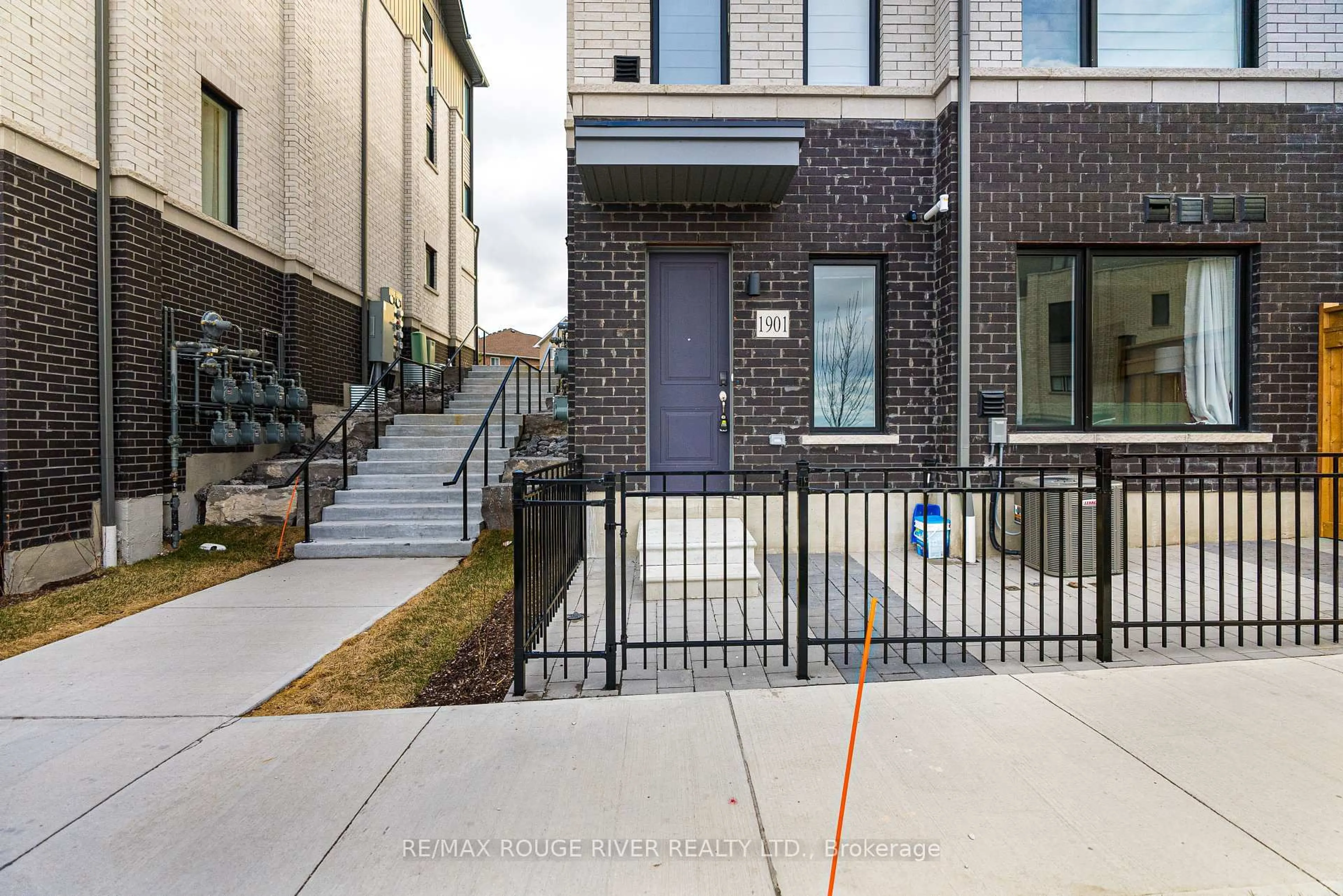 Unknown for 160 Densmore  Rd #1901, Cobourg Ontario K9A 0X8