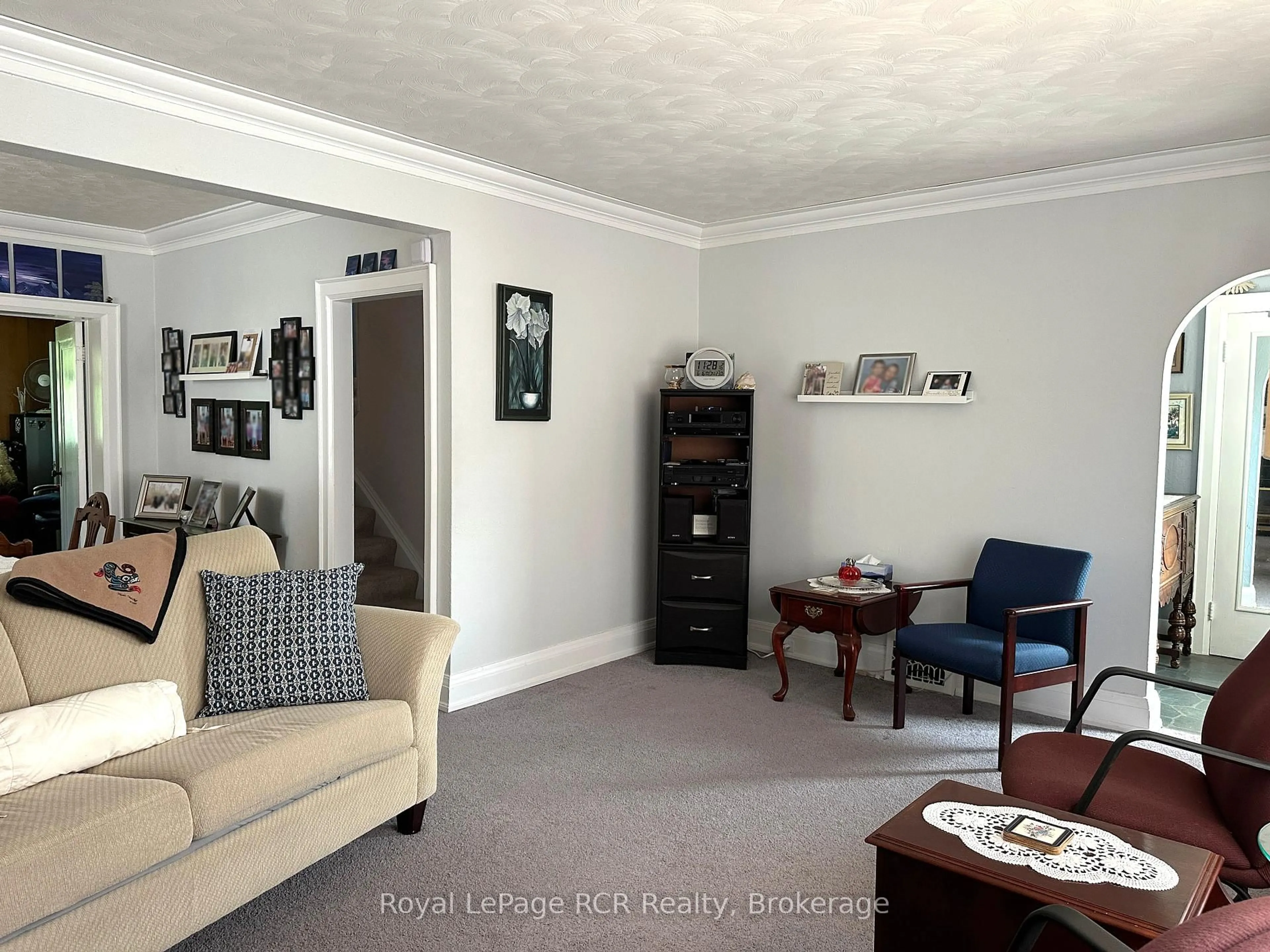 Living room with furniture, unknown for 298 8th St, Hanover Ontario N4N 1J7