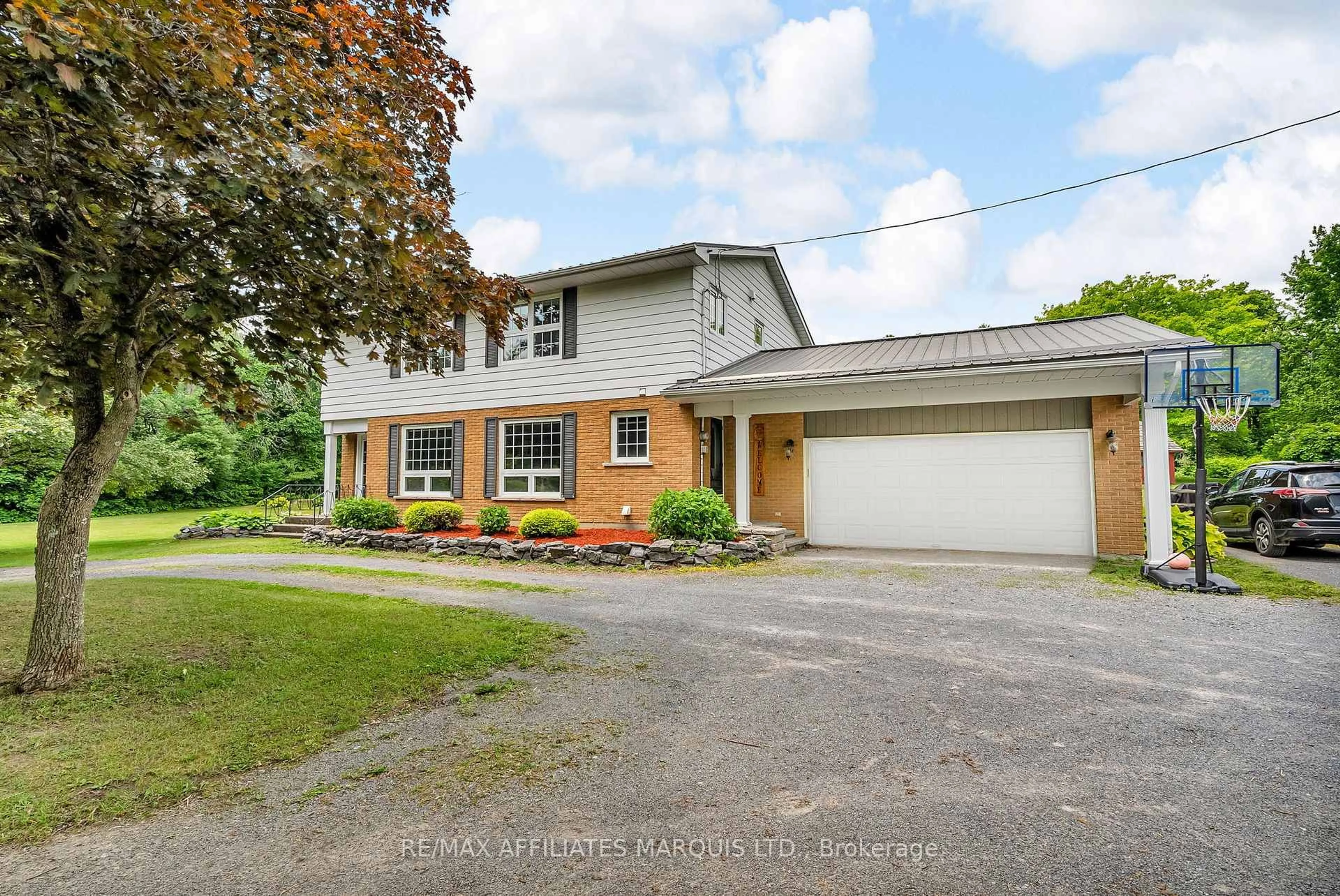 A pic from outside/outdoor area/front of a property/back of a property/a pic from drone, street for 18201 County Rd 19 Rd, South Glengarry Ontario K6K 0A7