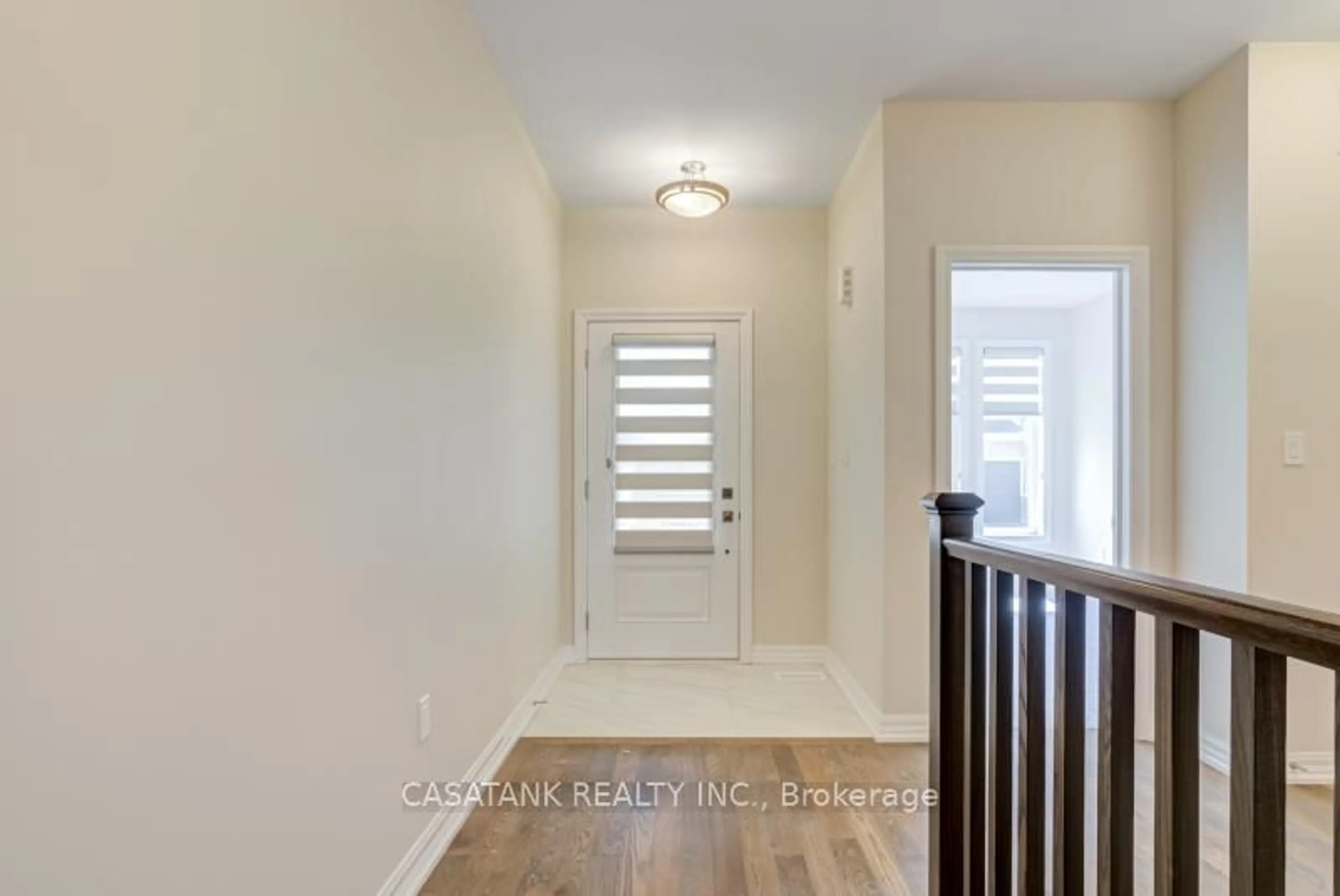 Indoor entryway for 4311 Mann St #20, Niagara Falls Ontario L2G 3K2