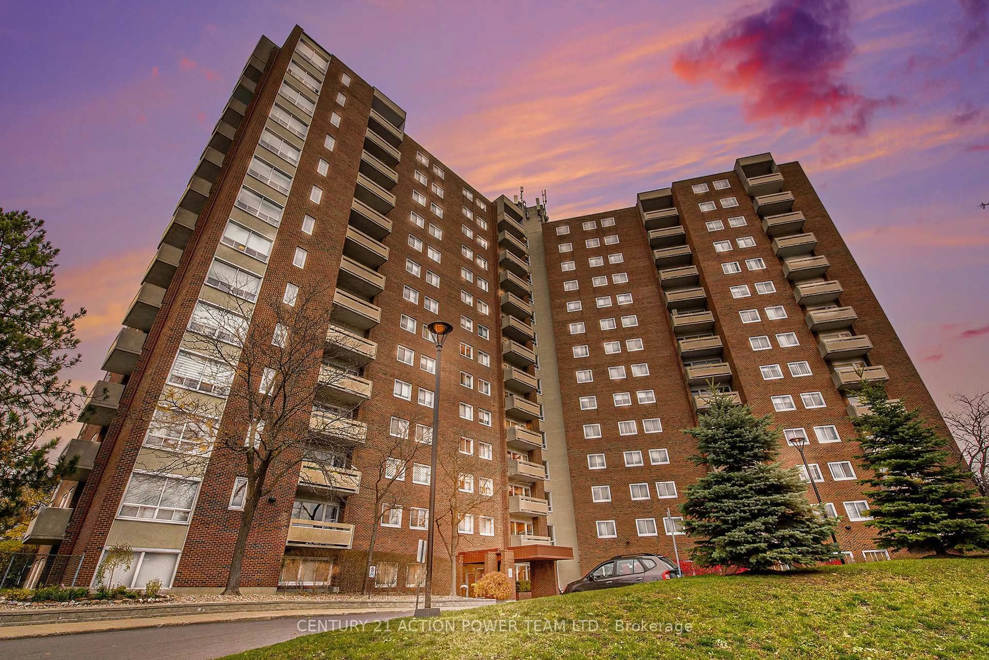 Unknown for 915 Elmsmere Rd #707, Ottawa Ontario K1J 8H8