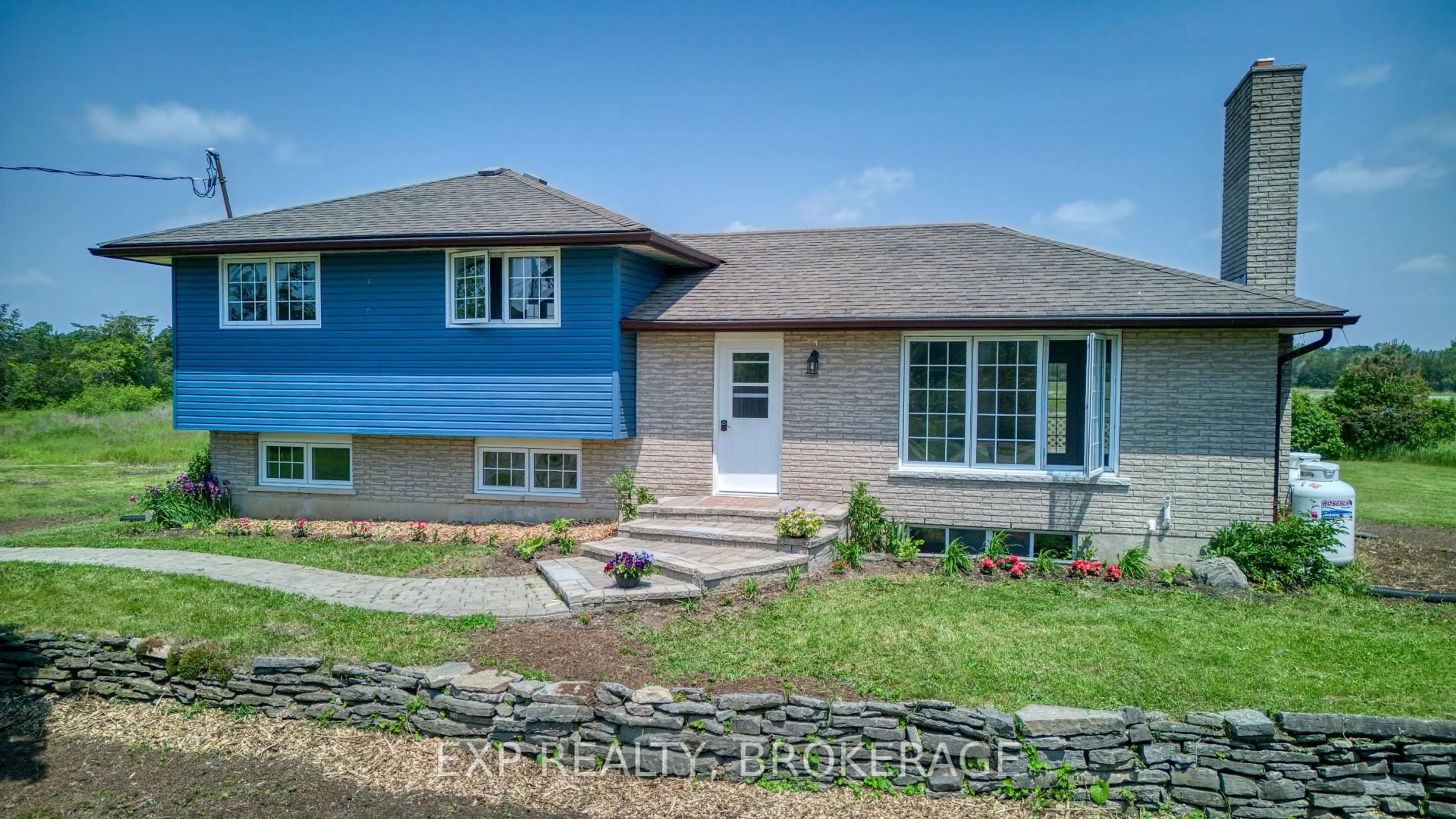 Unknown for 121 IVY RIDGE Rd, Prince Edward County Ontario K0K 1T0