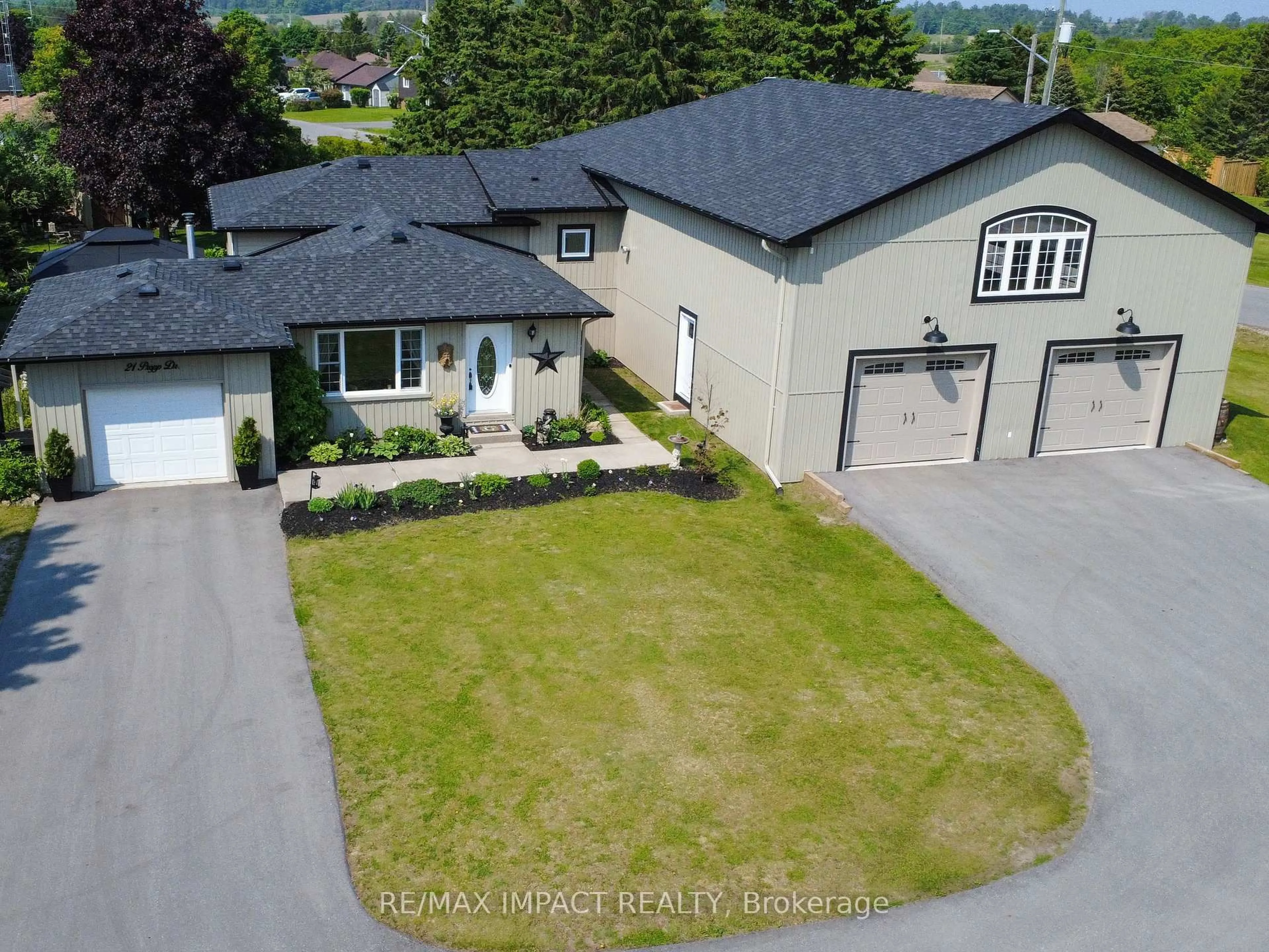 A pic from outside/outdoor area/front of a property/back of a property/a pic from drone, street for 21 Propp Dr, Kawartha Lakes Ontario L0A 1K0