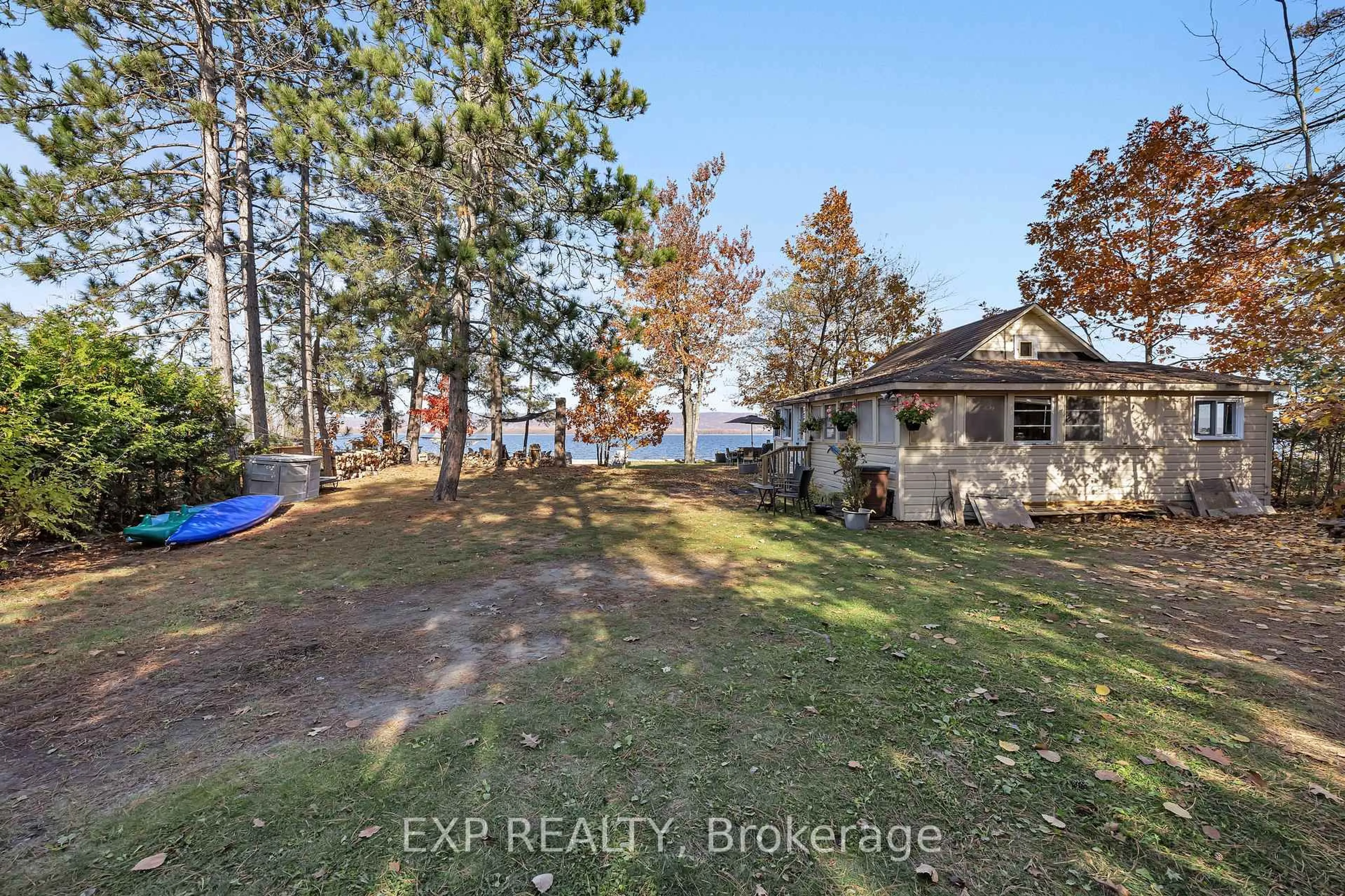 A pic from outside/outdoor area/front of a property/back of a property/a pic from drone, water/lake/river/ocean view for 530 Bayview Dr, Ottawa Ontario K0A 3M0