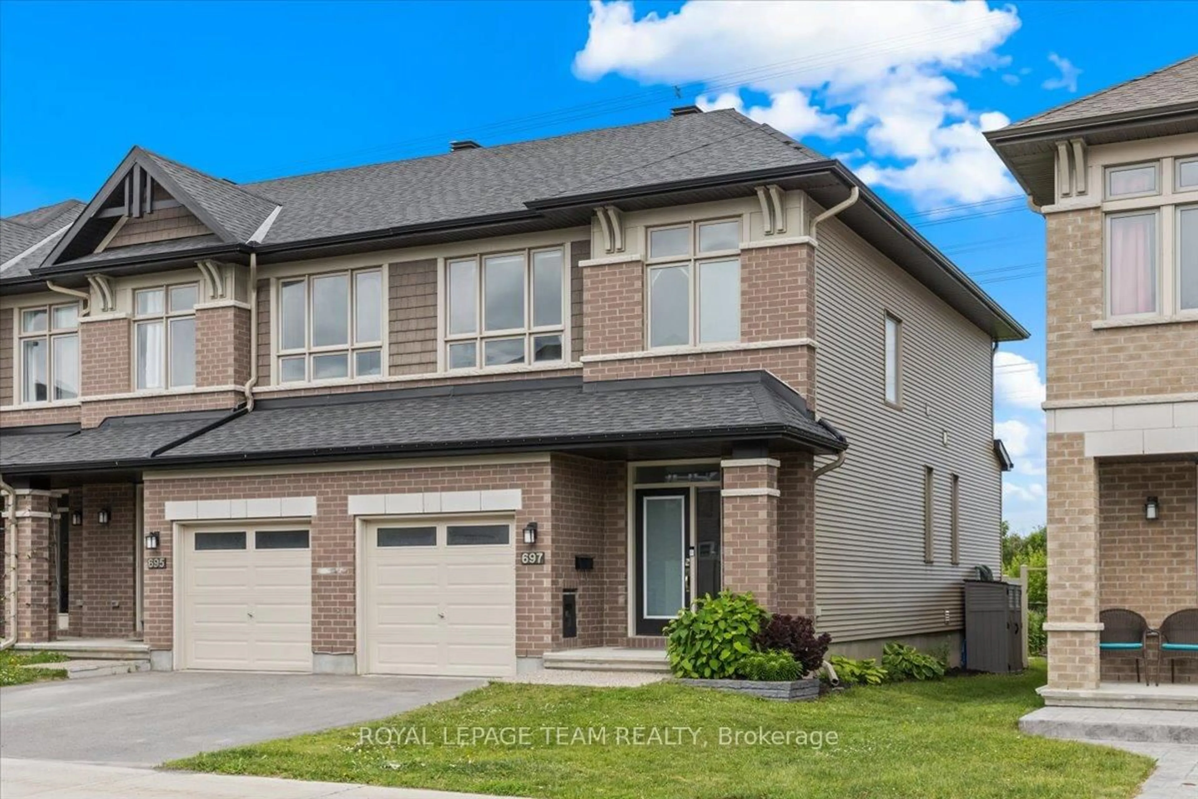 Unknown for 697 Putney Cres, Ottawa Ontario K2S 2N9
