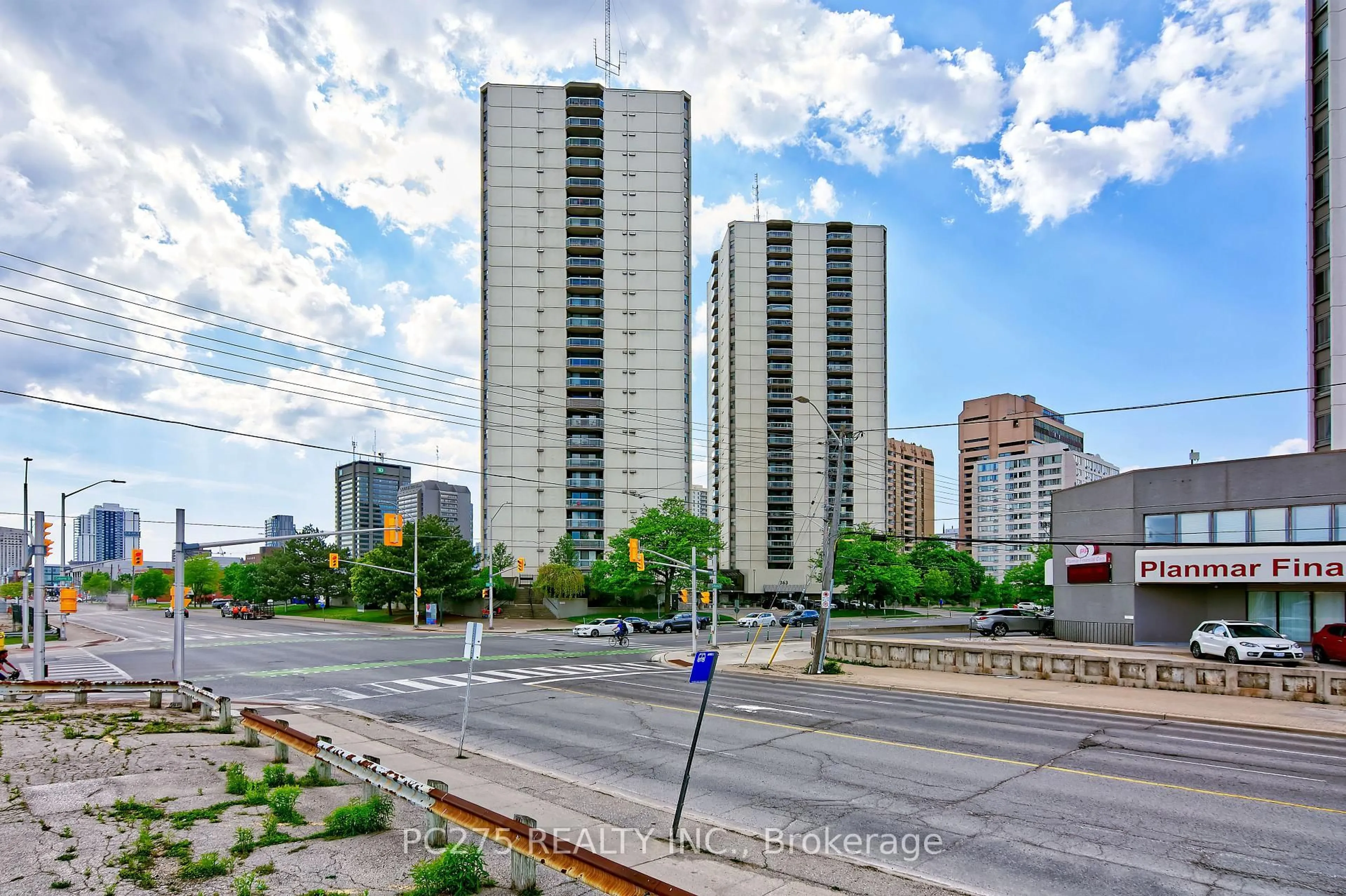 Unknown for 323 Colborne St #2305, London East Ontario N6B 3N8