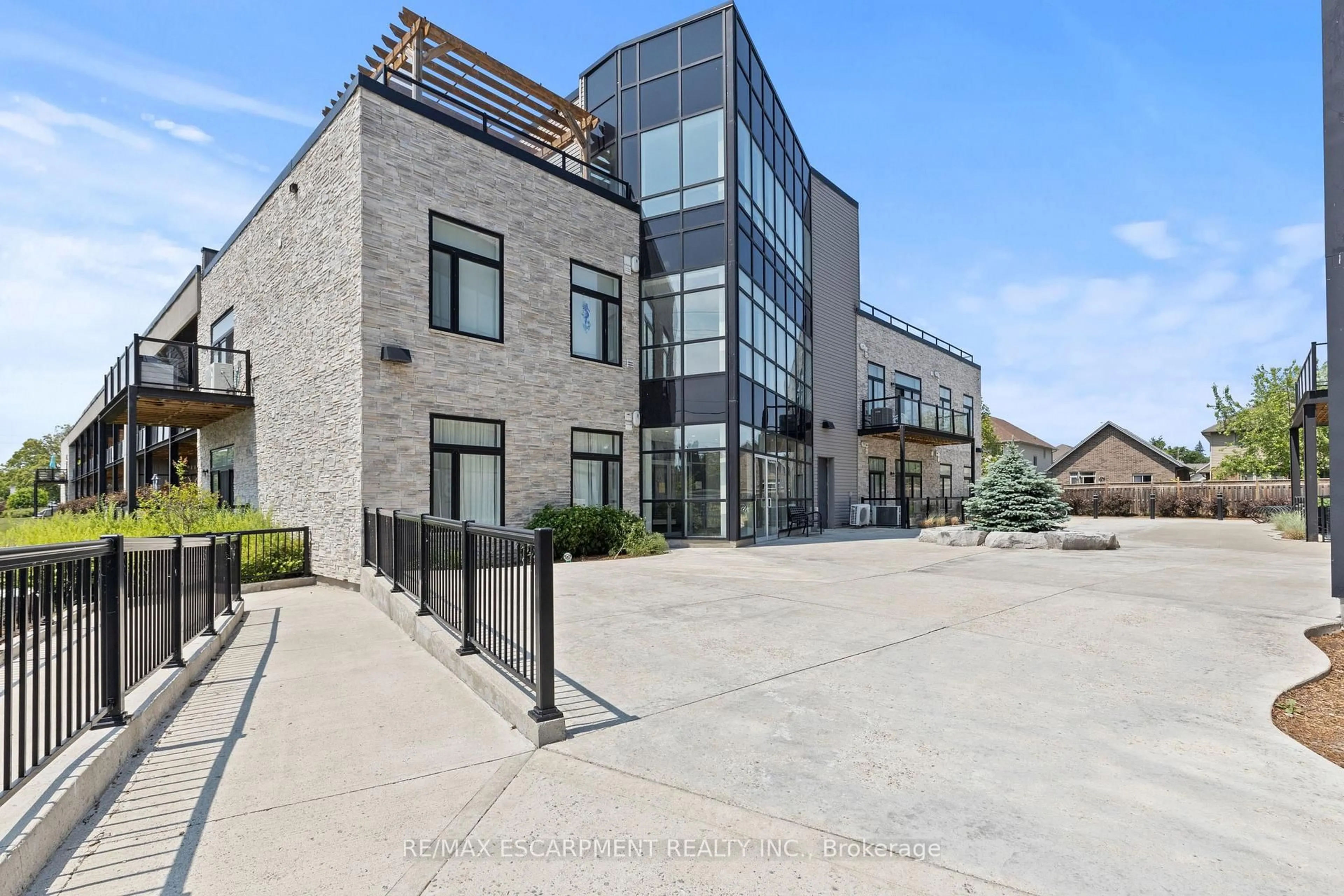 Unknown for 85 Morrell St #111A, Brantford Ontario N3T 4J6