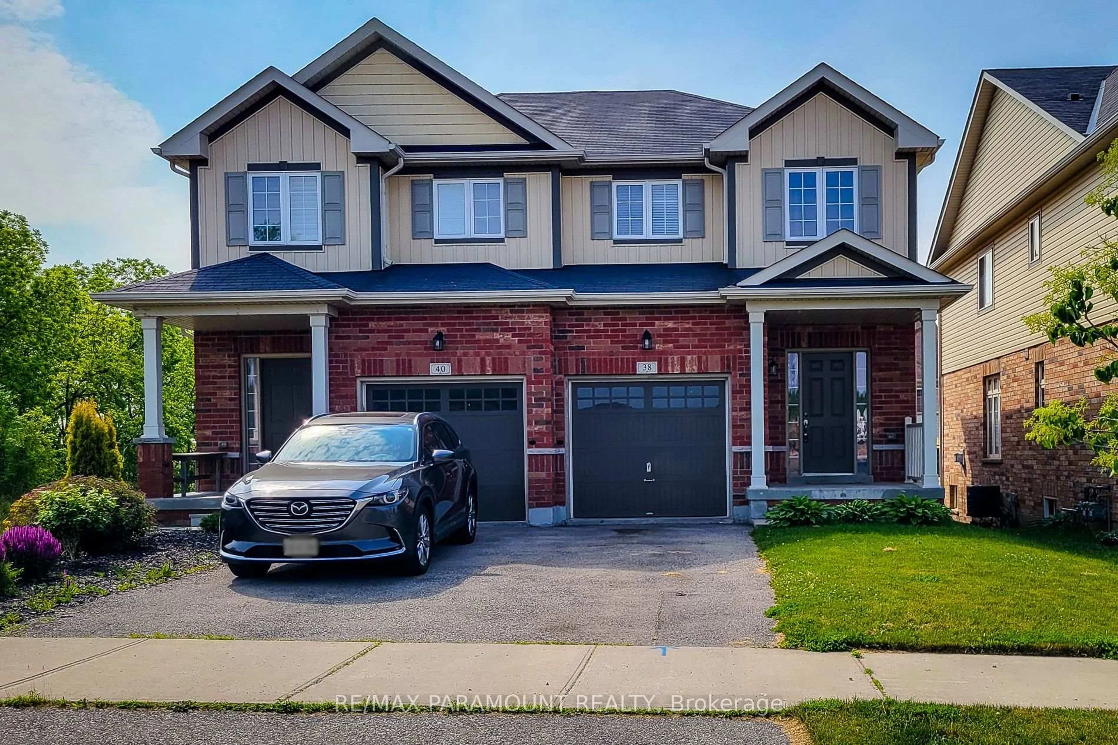 Home with brick exterior material, street for 38 Gunby Blvd, Hamilton Ontario L0R 2H1