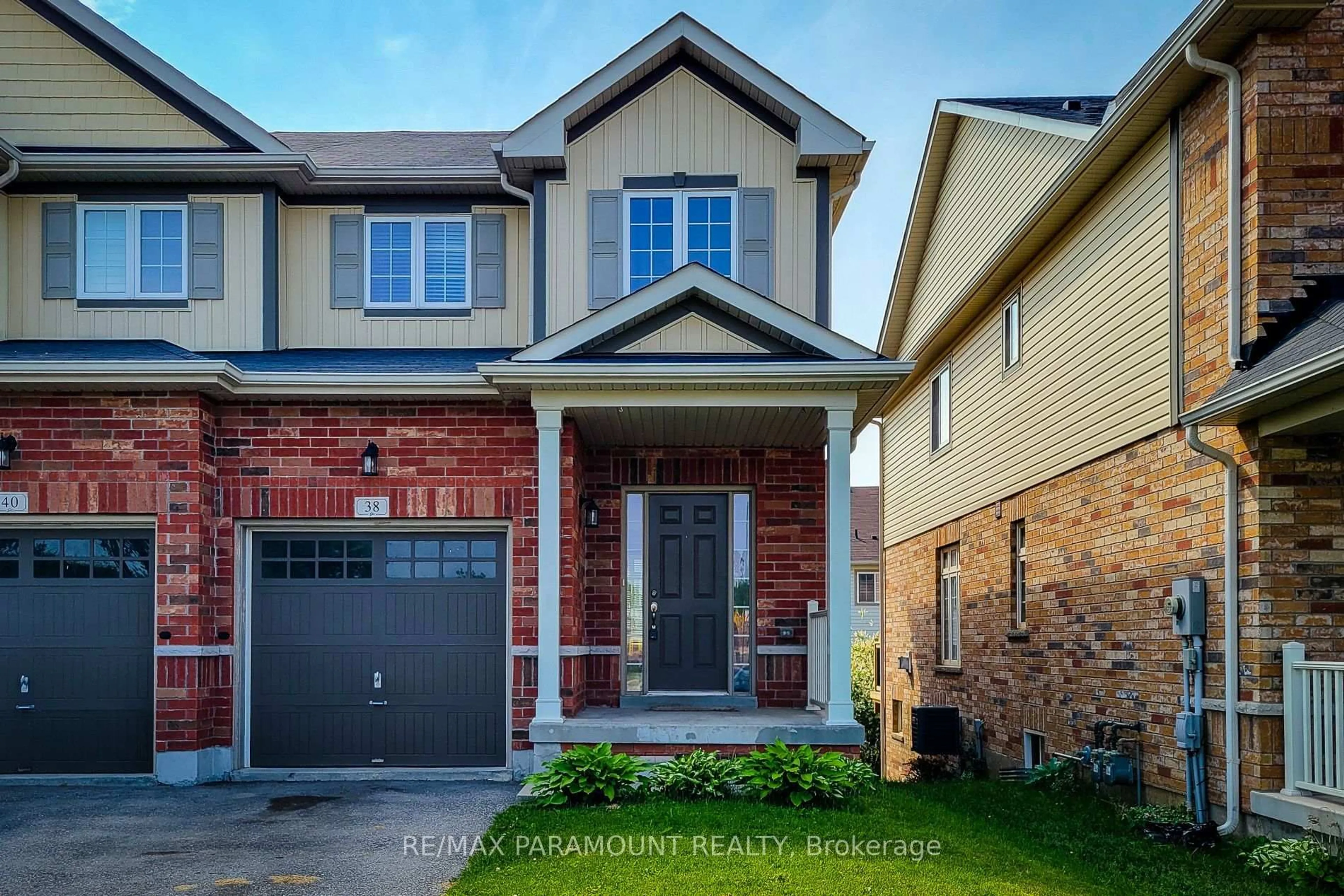 Home with brick exterior material, street for 38 Gunby Blvd, Hamilton Ontario L0R 2H1