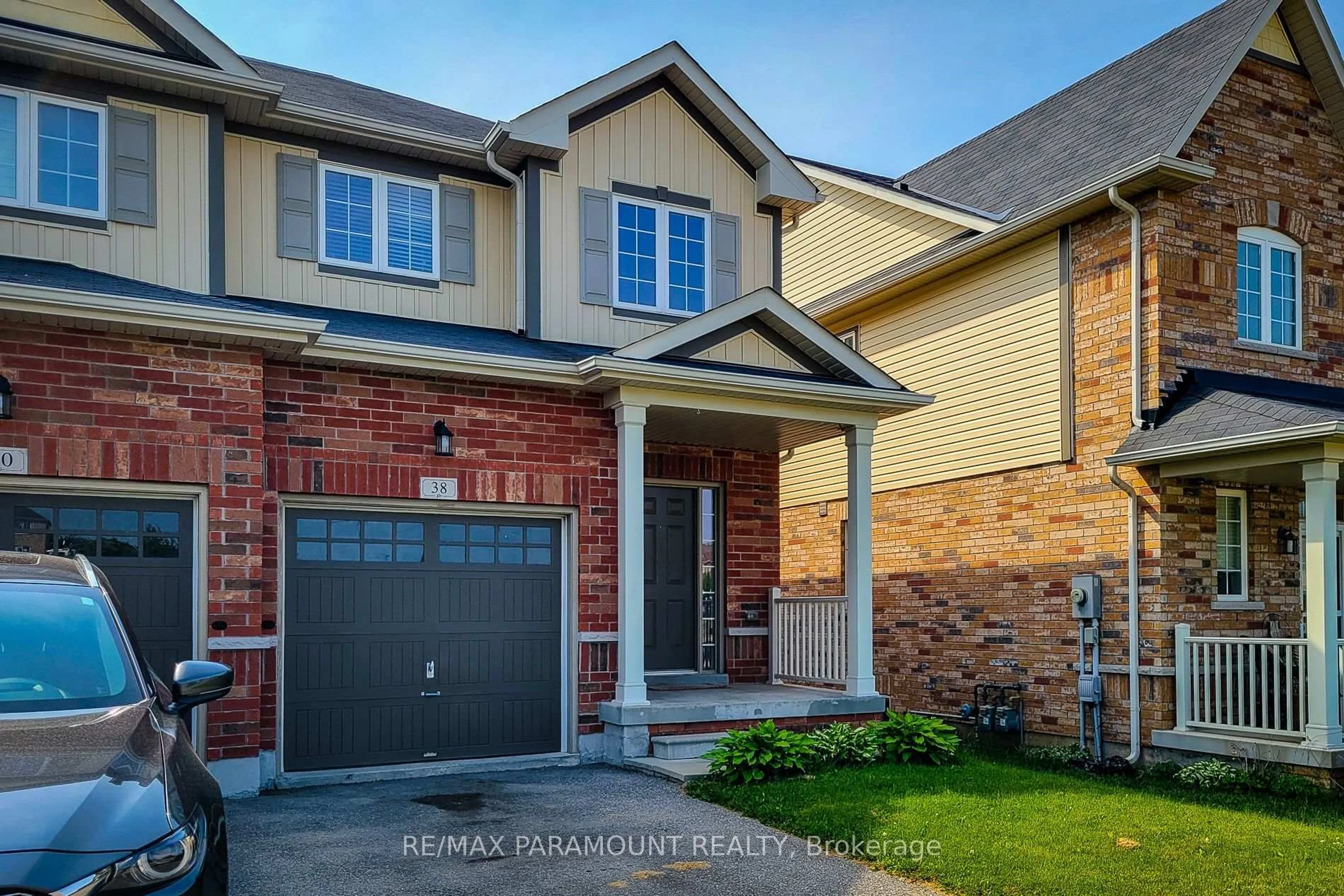 Home with brick exterior material, street for 38 Gunby Blvd, Hamilton Ontario L0R 2H1