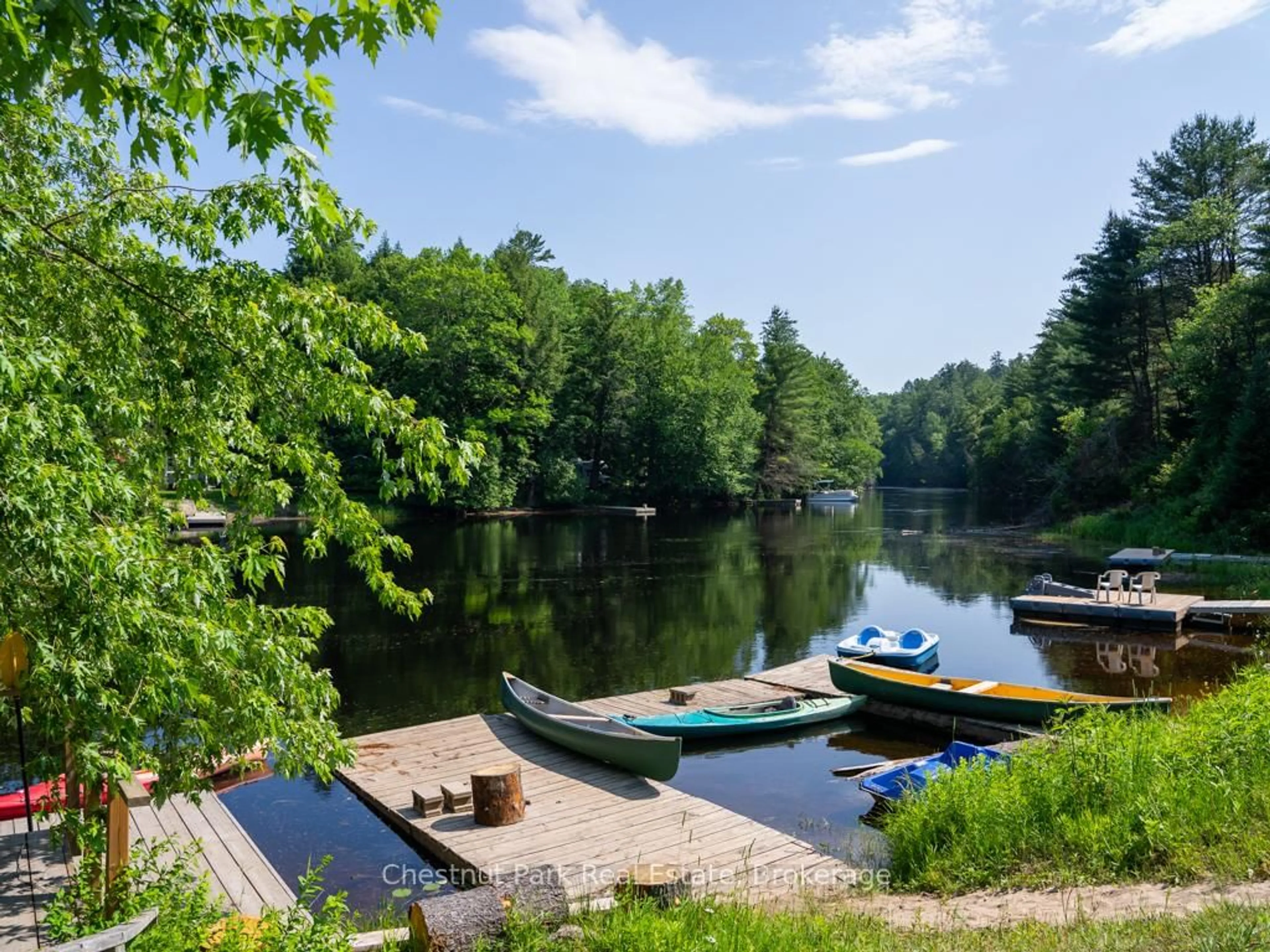 Patio, water/lake/river/ocean view for 159 KEITH Rd, Bracebridge Ontario P1L 0G8