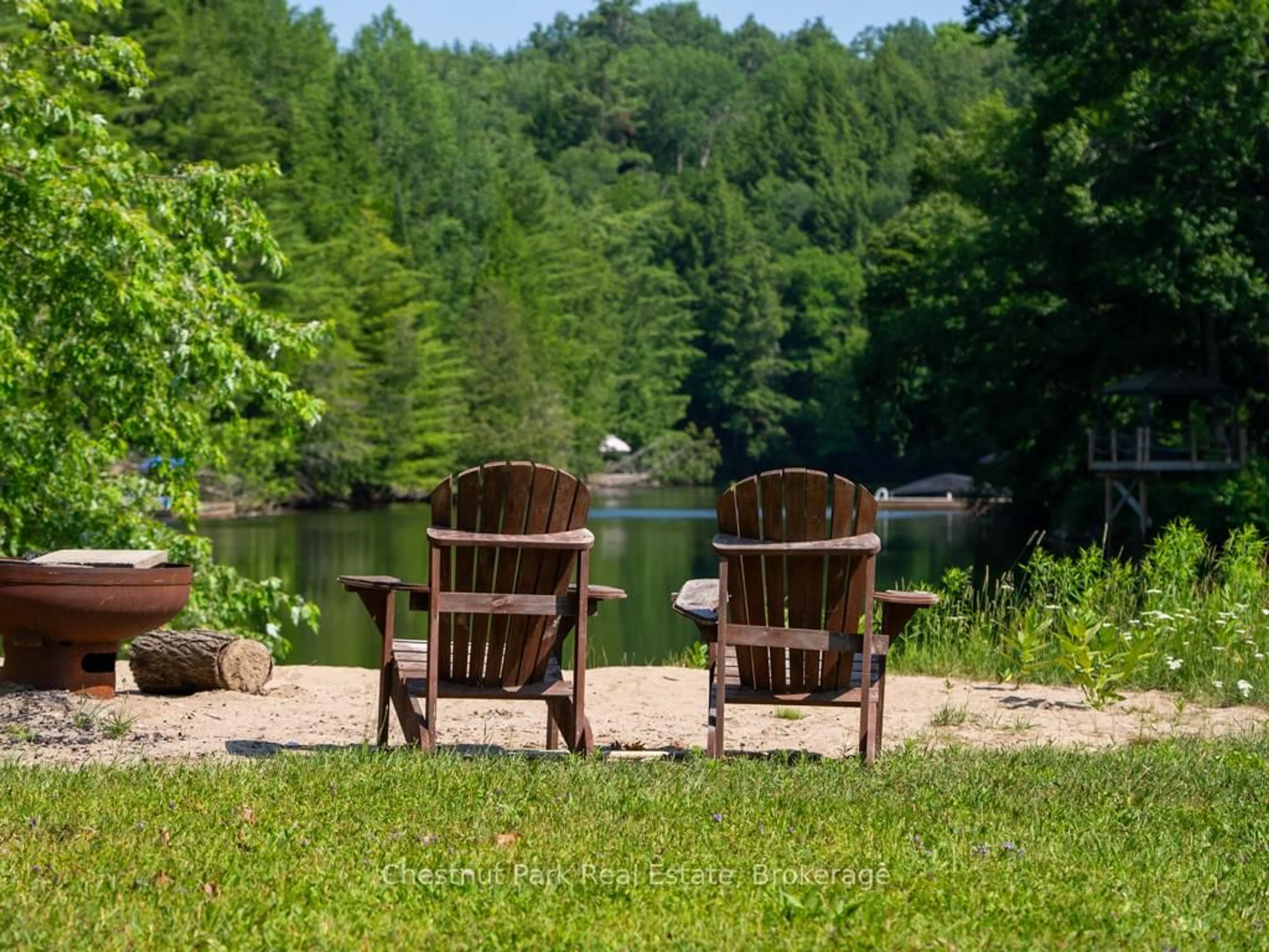 Patio, water/lake/river/ocean view for 159 KEITH Rd, Bracebridge Ontario P1L 0G8