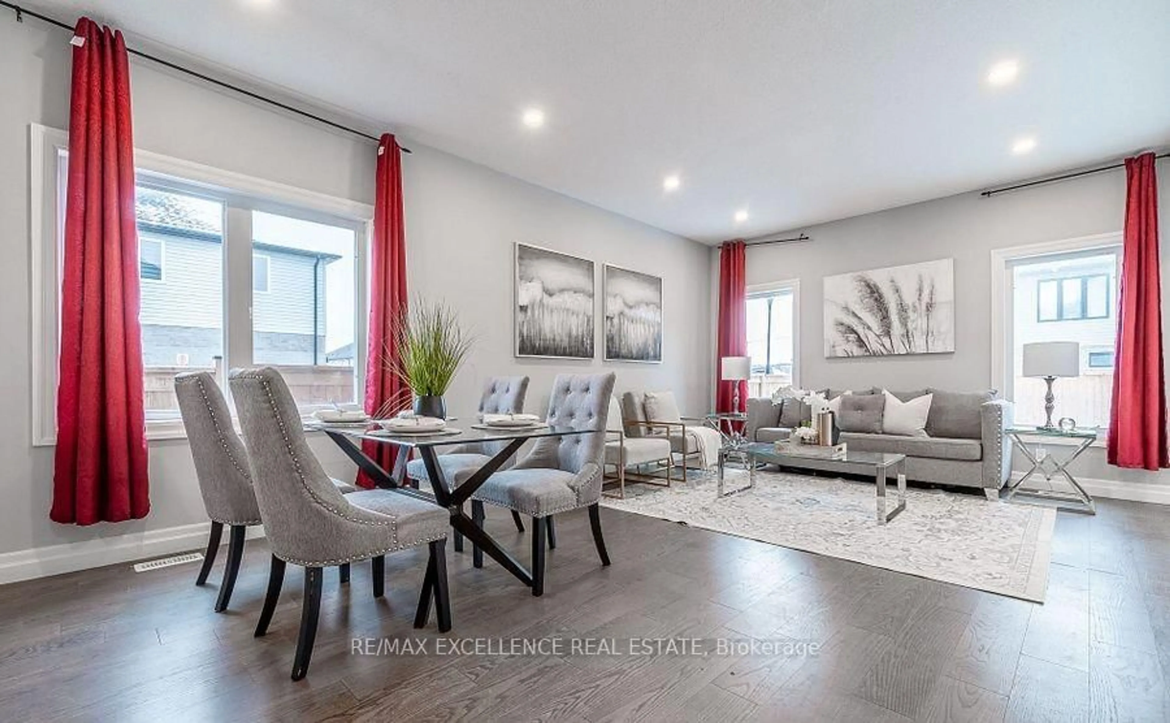 Living room with furniture, unknown for 3023 Doyle Dr, London South Ontario N6M 0G9