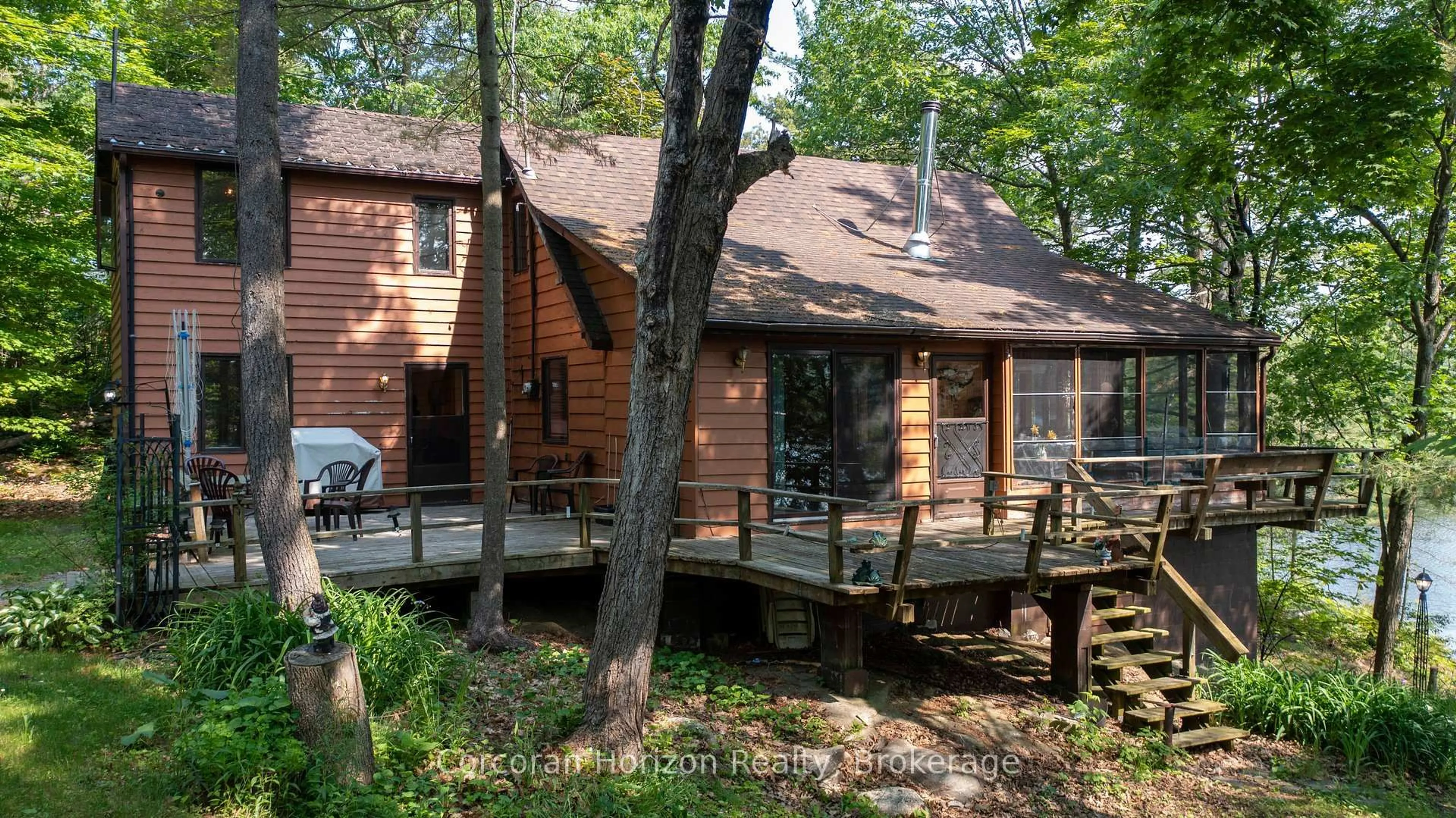 Unknown for 395 Berwick Rd, Georgian Bay Ontario L0K 1S0