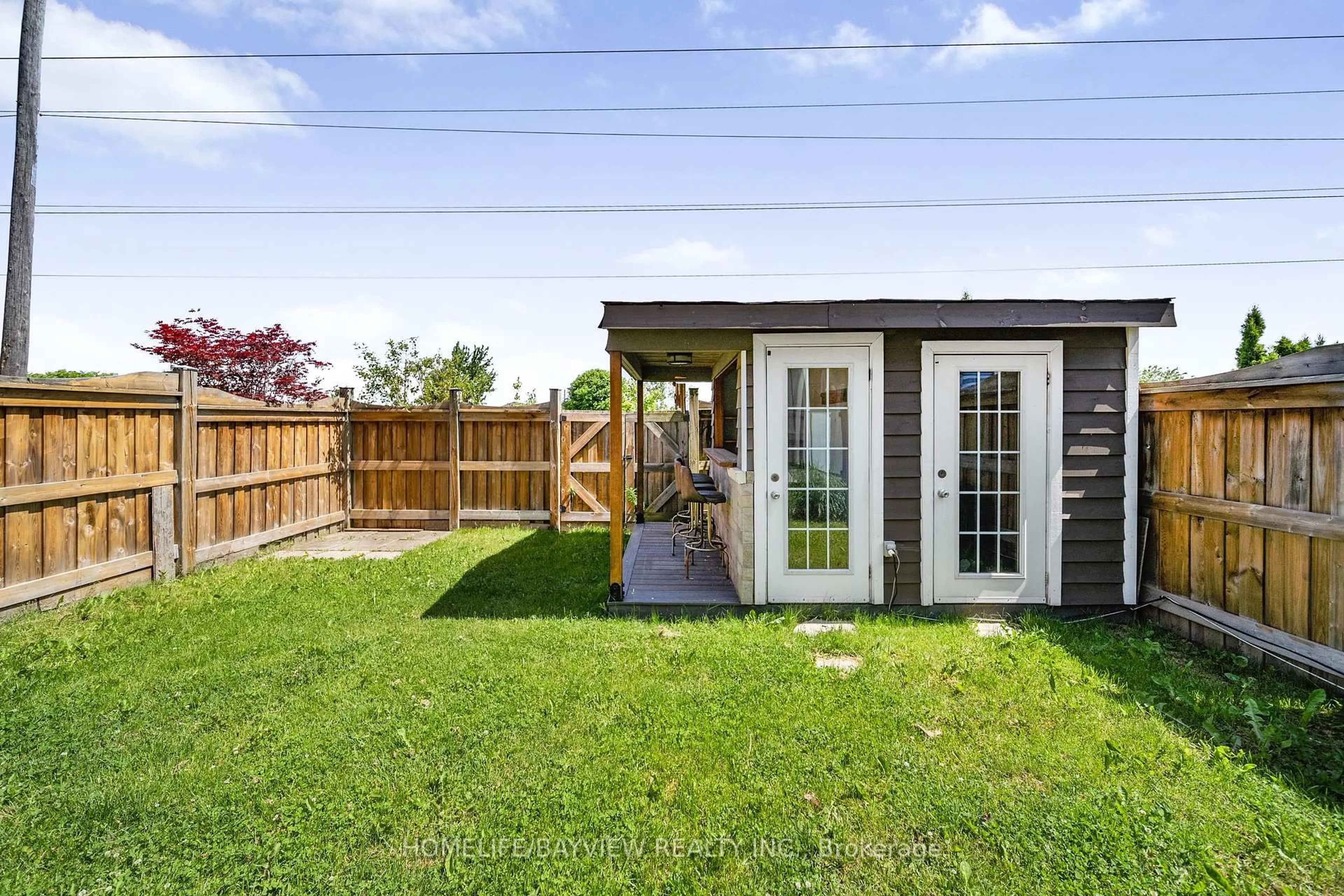 Shed for 920 Dunblane Crt, Kitchener Ontario N2R 1W9