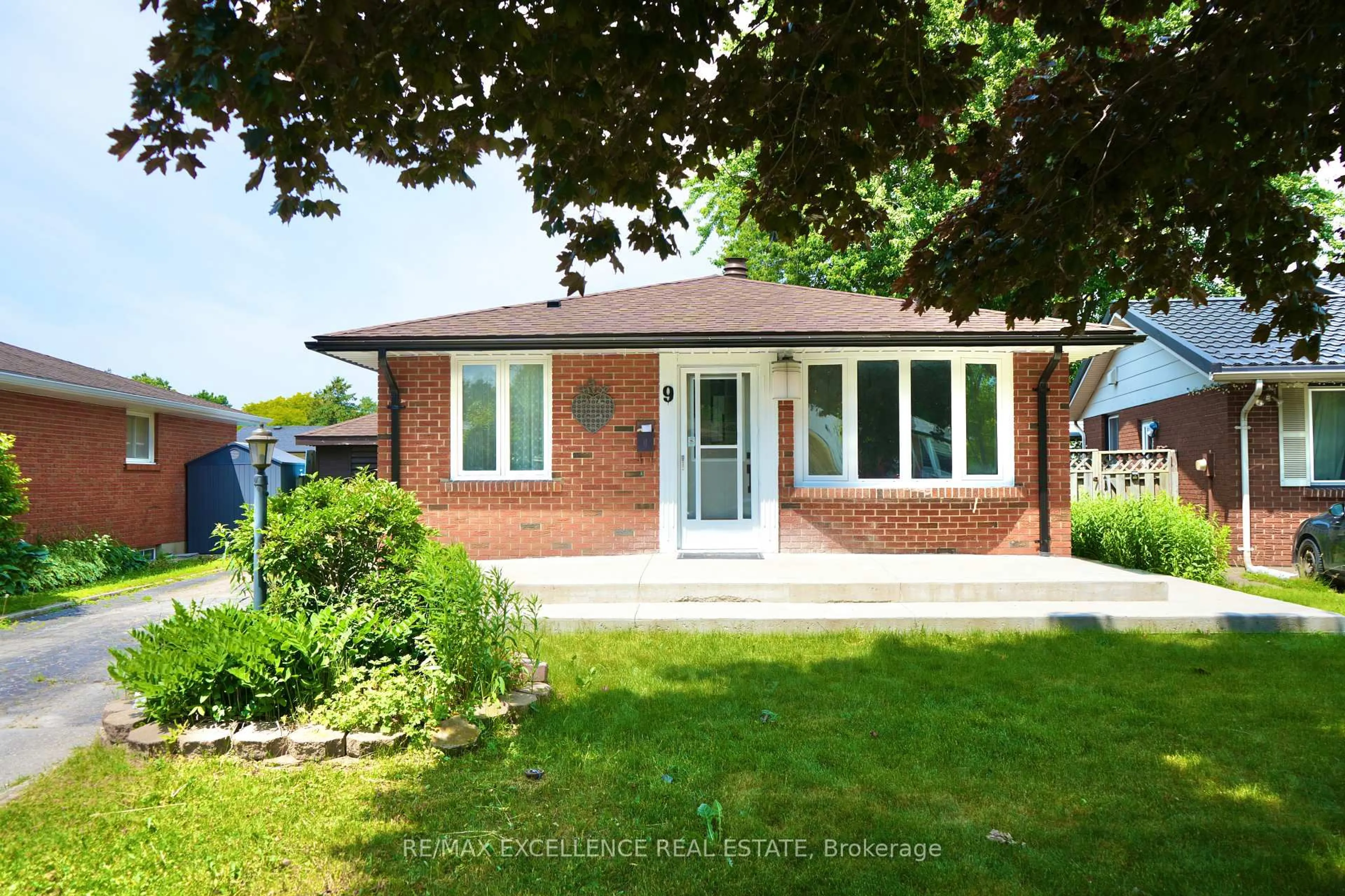 Home with brick exterior material, street for 9 Jena Cres, London East Ontario N5V 1L3