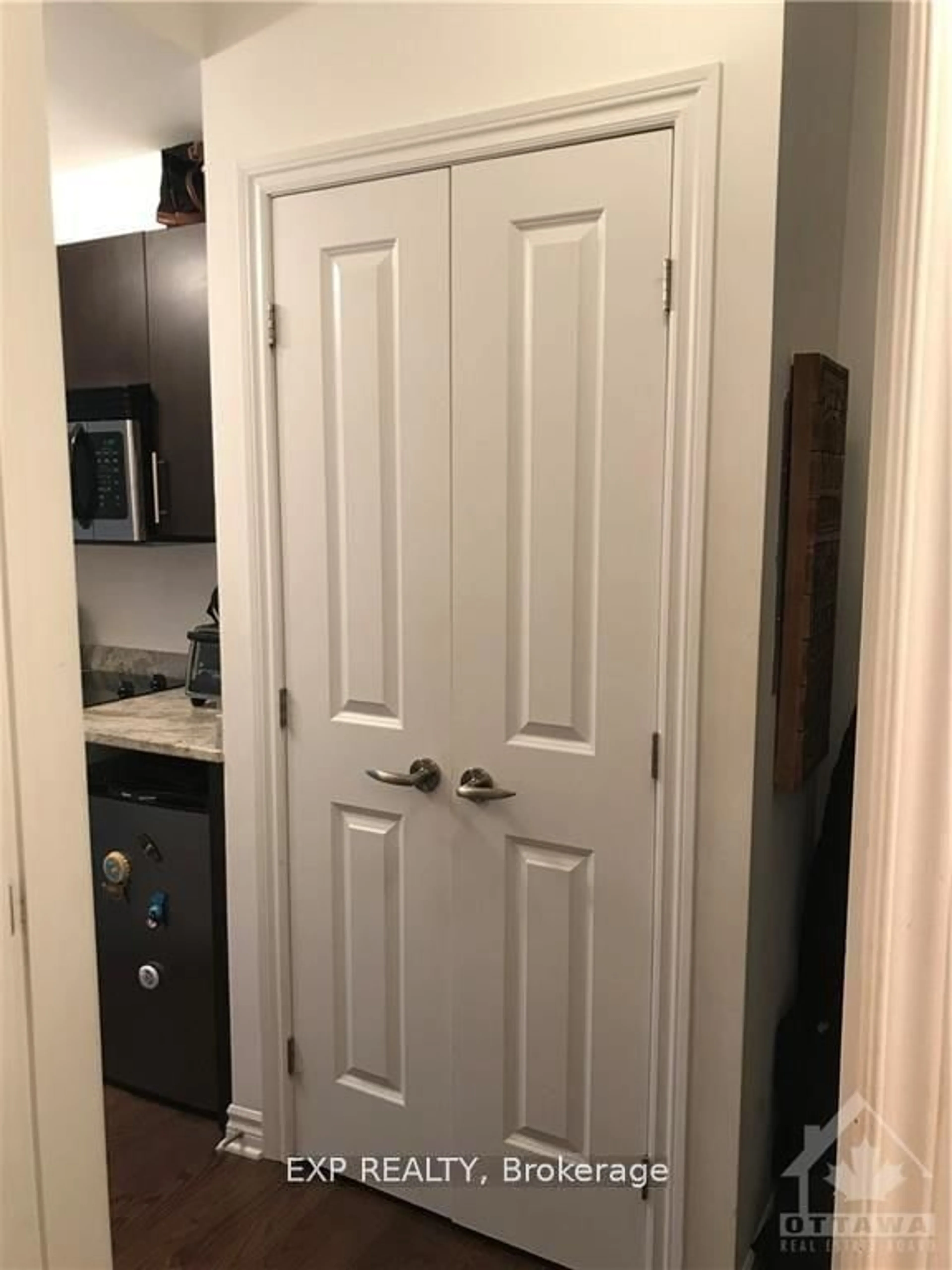 Unknown for 429 KENT St #311, Ottawa Ontario K2P 1B5