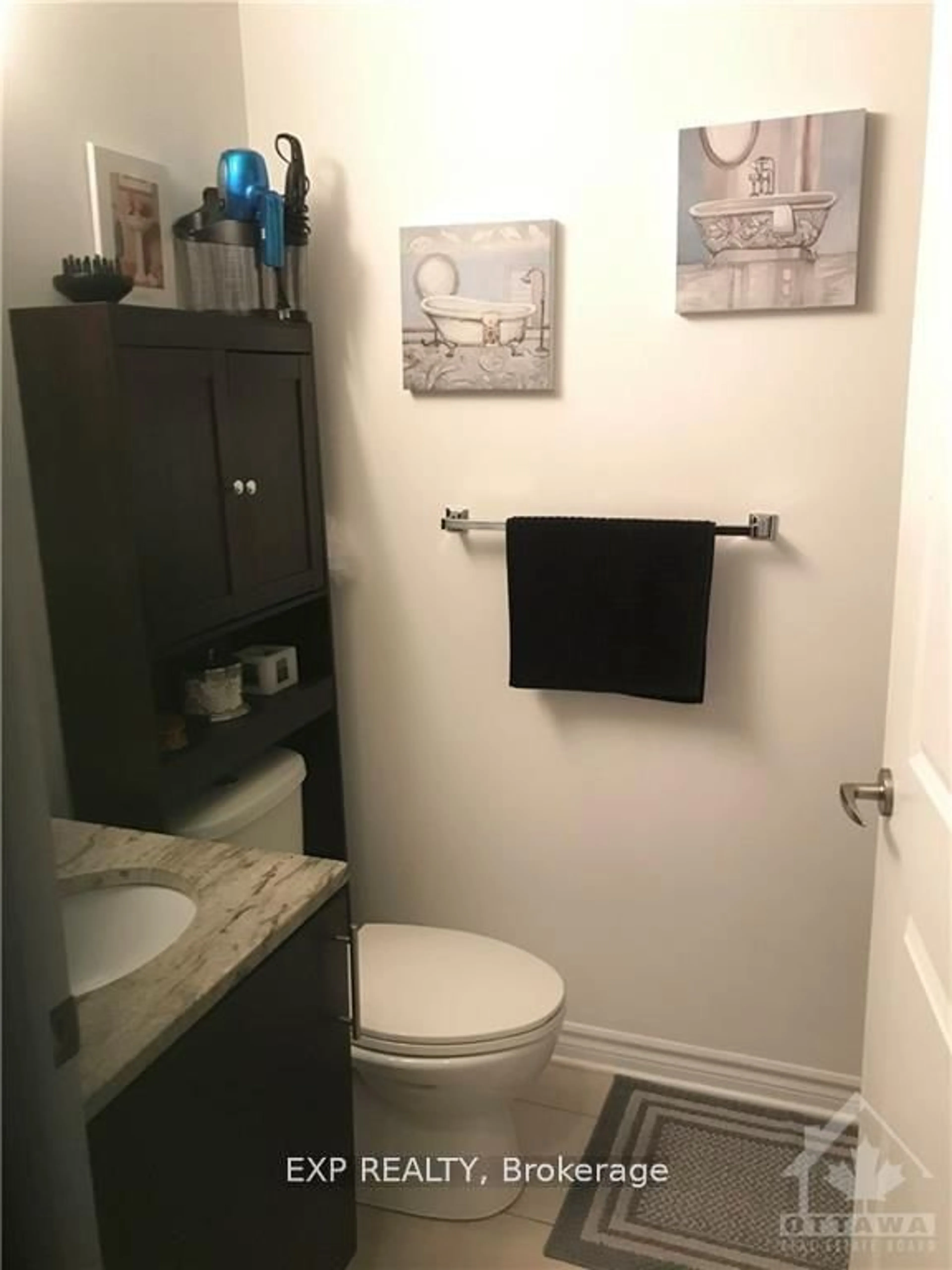 Standard bathroom, unknown for 429 KENT St #311, Ottawa Ontario K2P 1B5