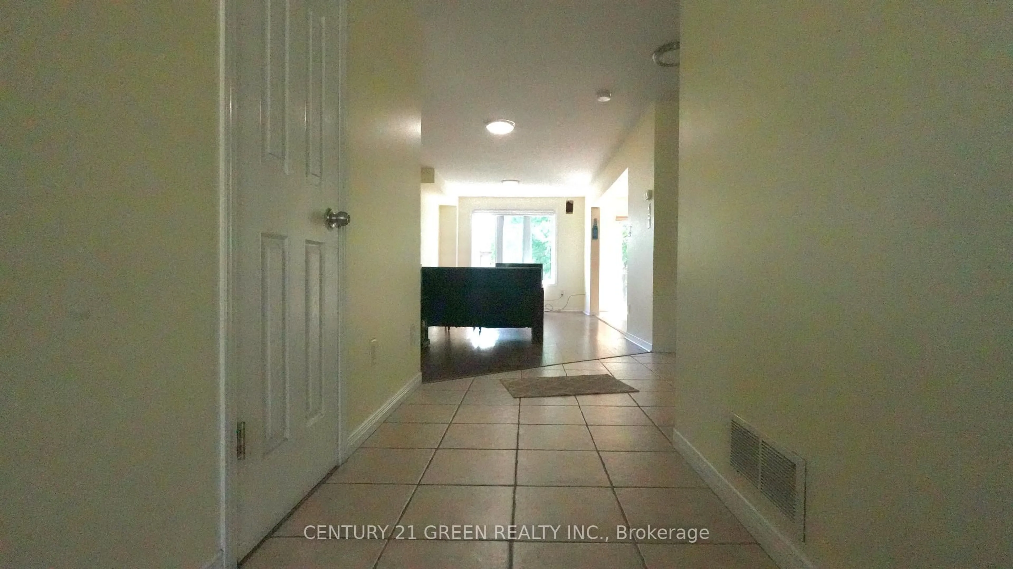 Indoor foyer for 419 Tealby Cres, Waterloo Ontario N2J 4Y8