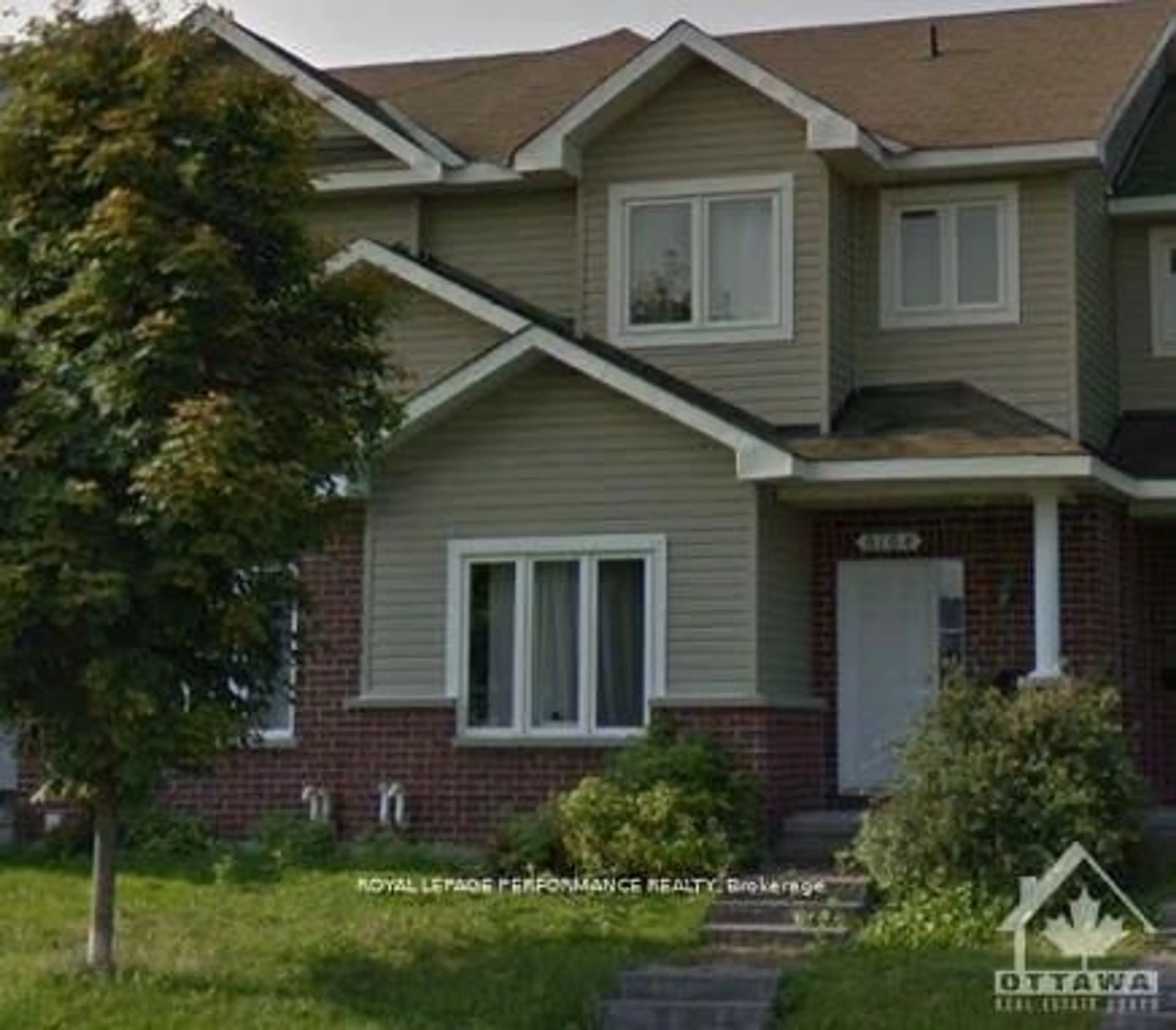 Home with vinyl exterior material, street for 8164 JEANNE D'ARC Blvd, Ottawa Ontario K1E 2H5