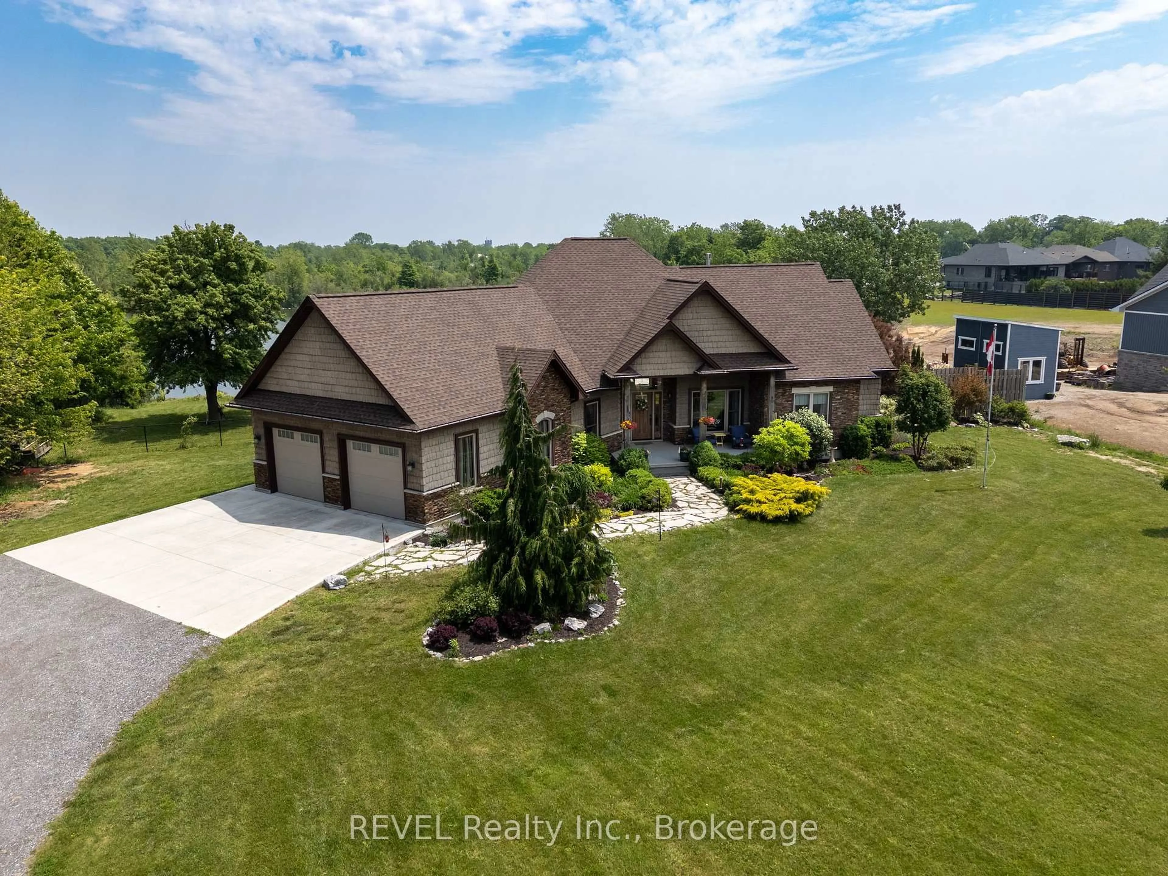 A pic from outside/outdoor area/front of a property/back of a property/a pic from drone, water/lake/river/ocean view for 10149 Cement Rd, Wainfleet Ontario L3K 5V4