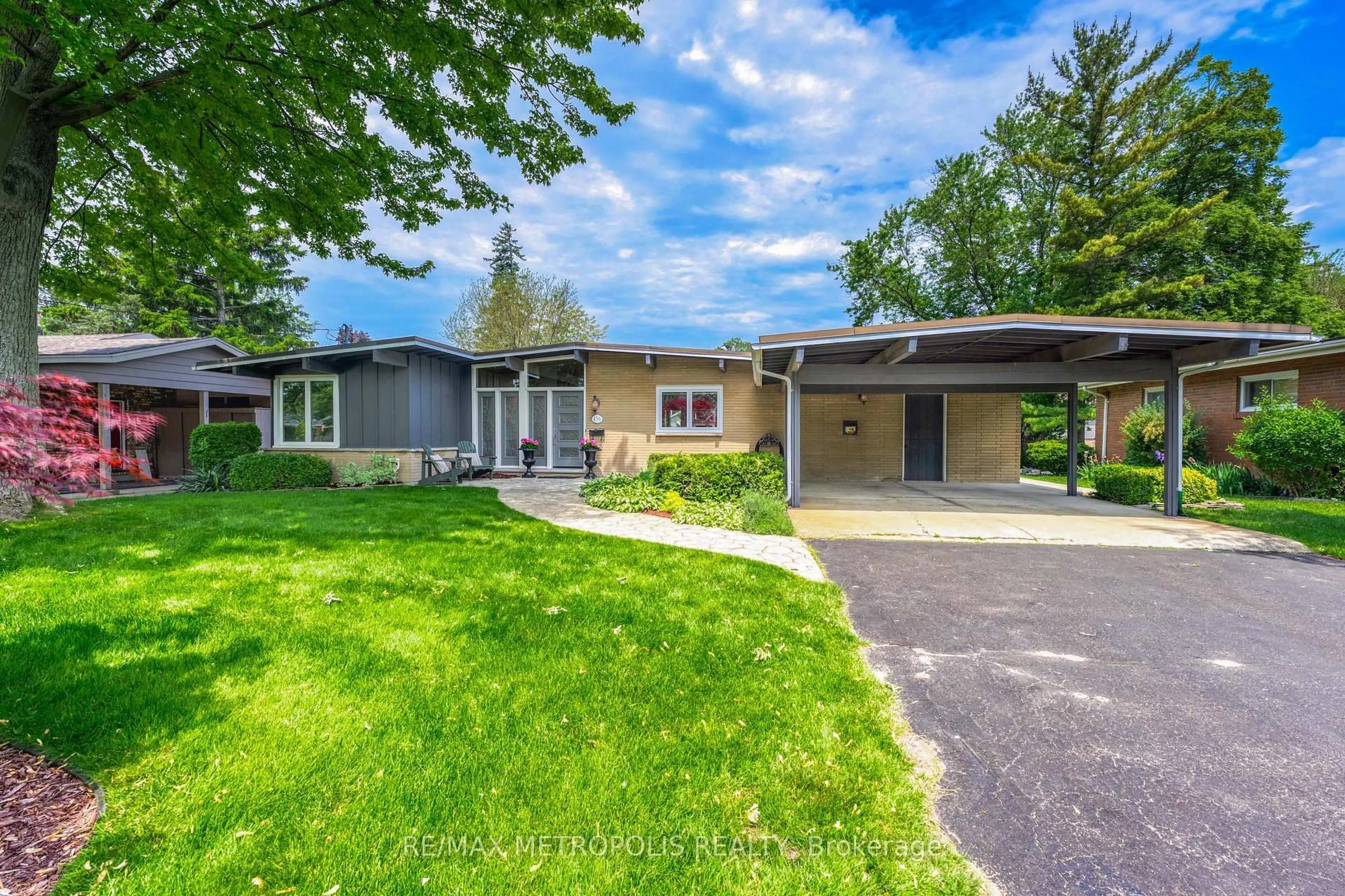 Unknown for 456 Lakeshore Rd, Sarnia Ontario N7V 2S5