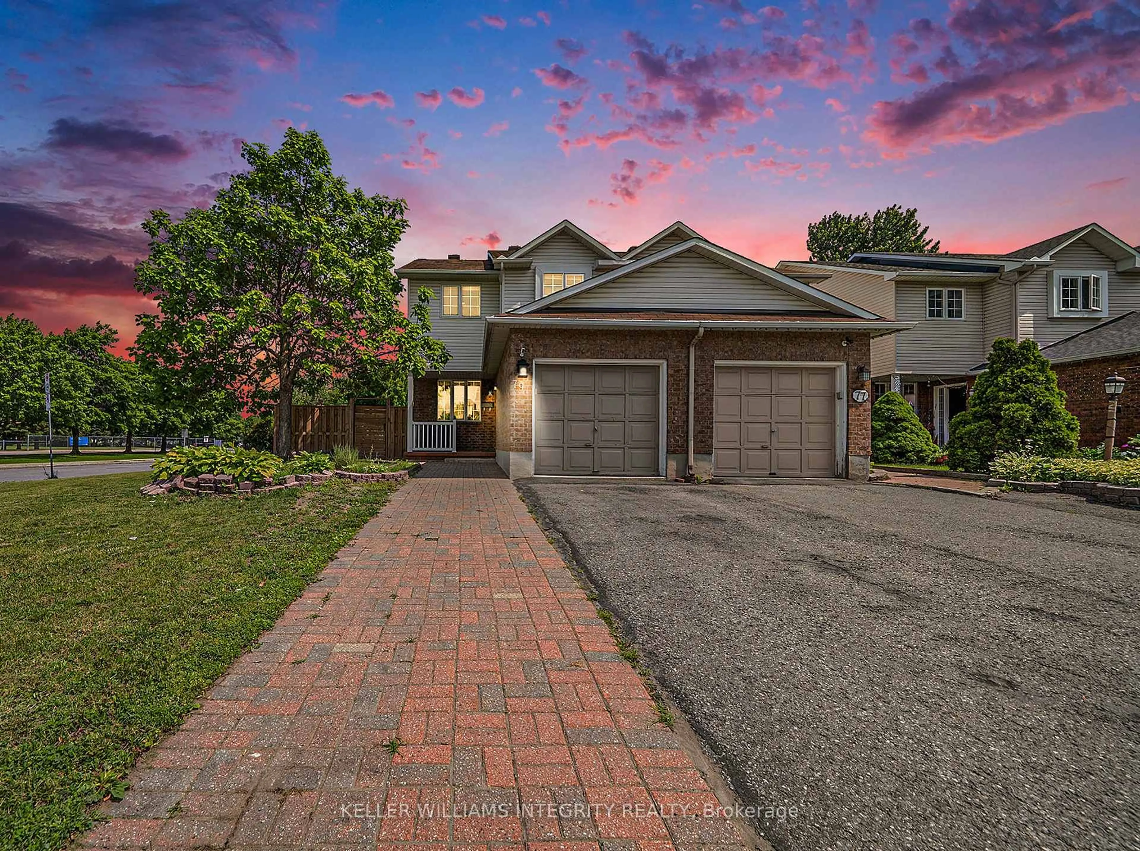 A pic from outside/outdoor area/front of a property/back of a property/a pic from drone, street for 79 Woodford Way, Ottawa Ontario K2J 4C2