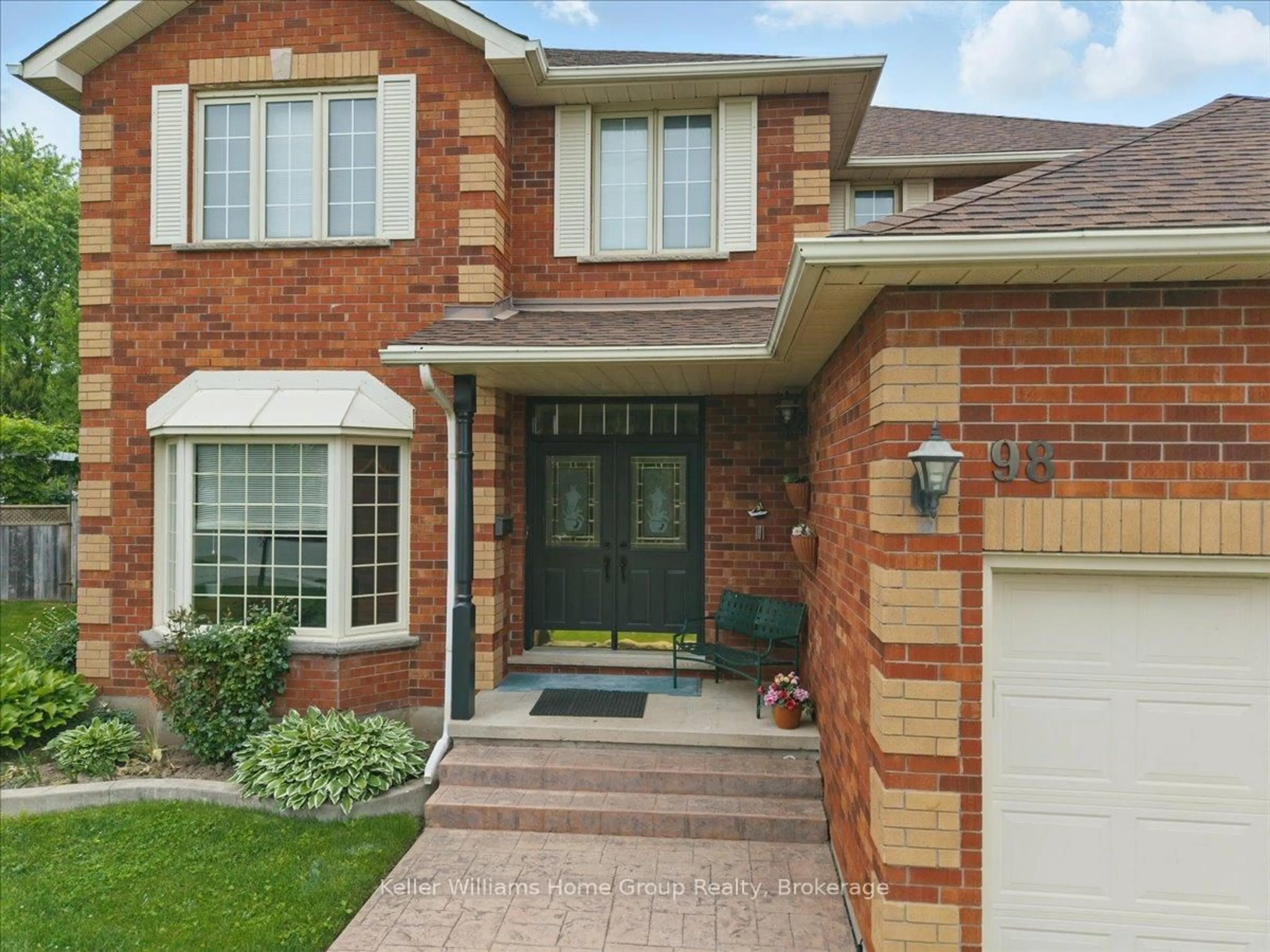 Home with brick exterior material, street for 98 Hume Dr, Cambridge Ontario N1T 1N3