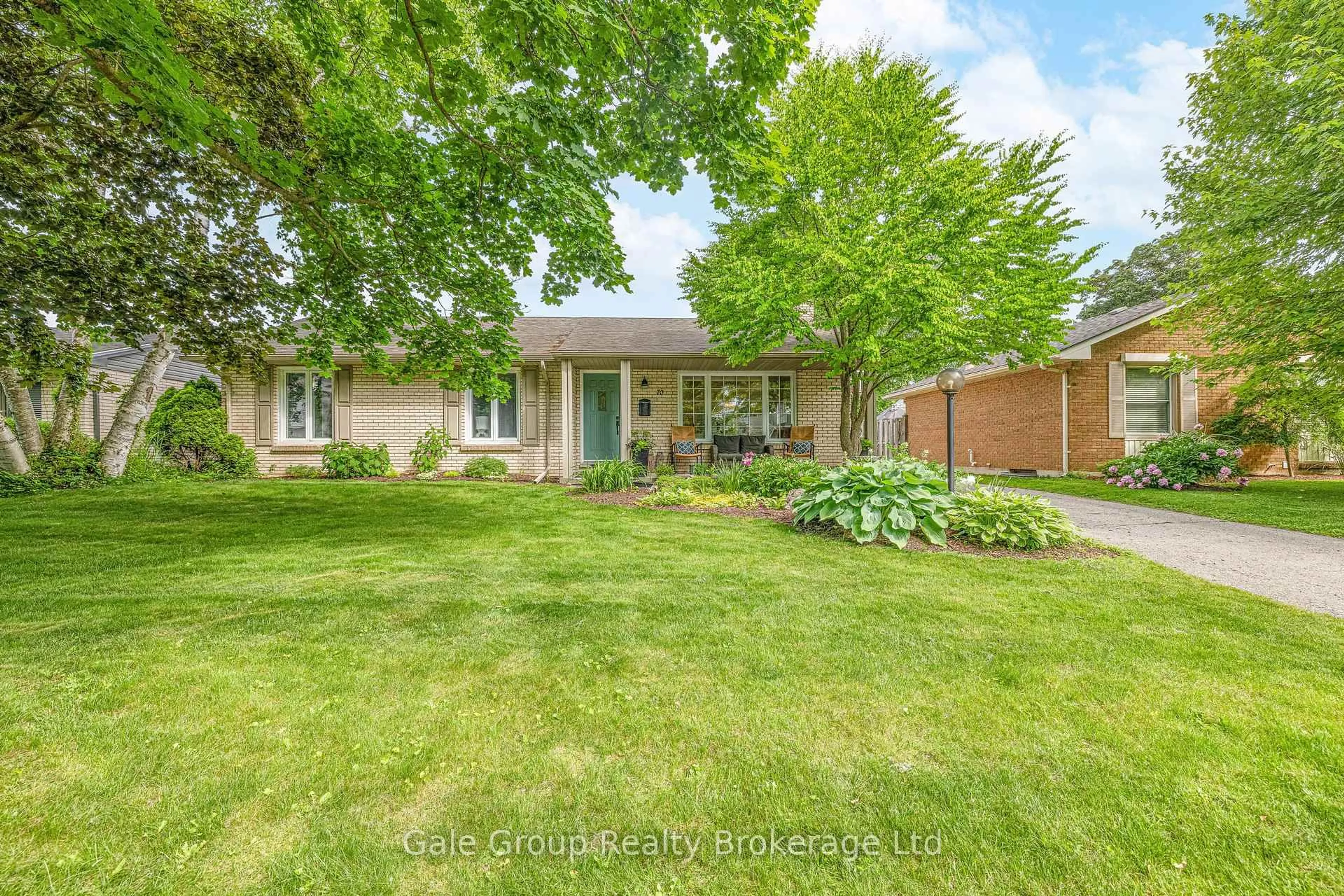 Home with brick exterior material, street for 70 Glenburnie Cres, London North Ontario N5X 2A3