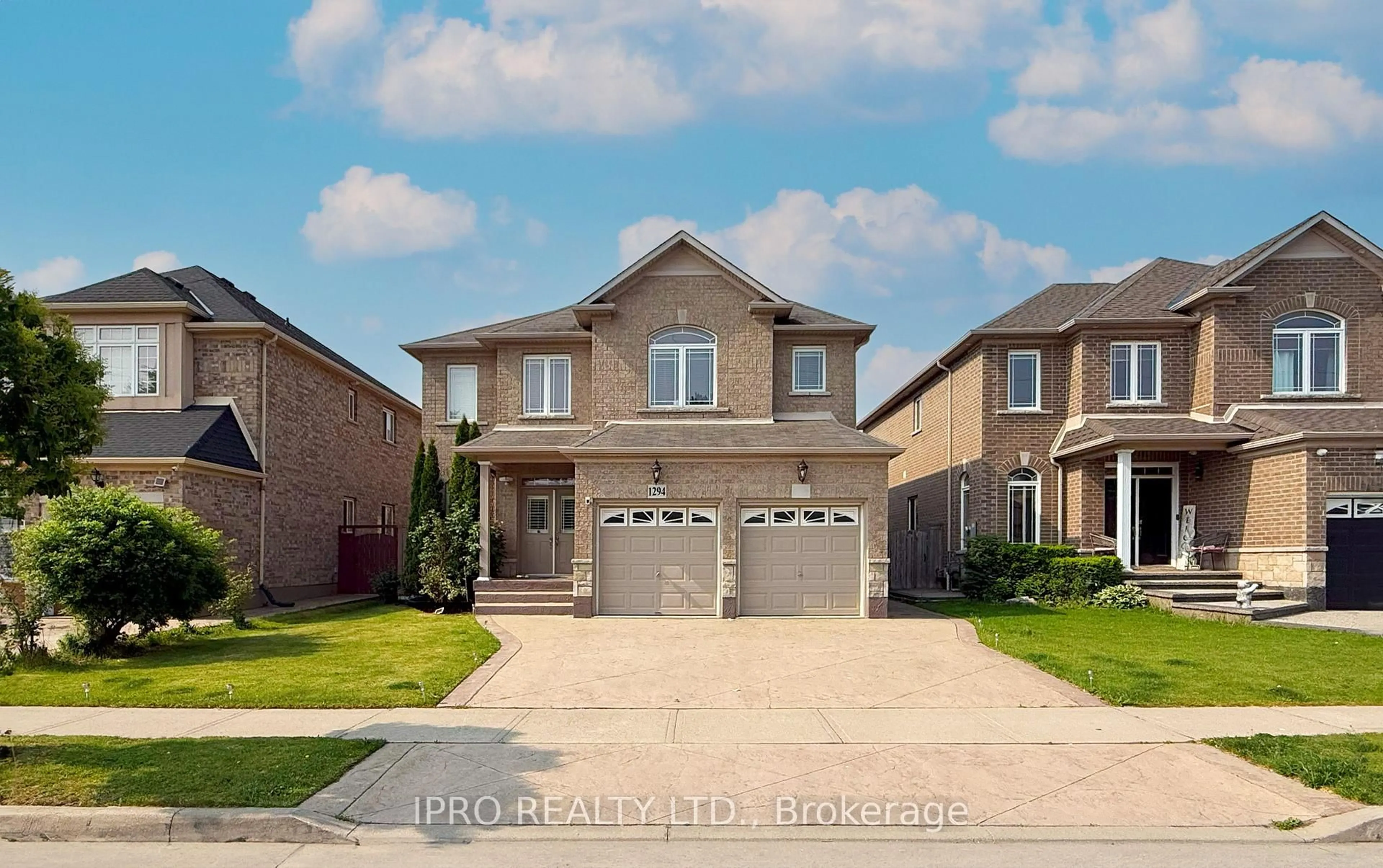 Home with brick exterior material, street for 1294 Baseline Rd, Hamilton Ontario L8E 0E4