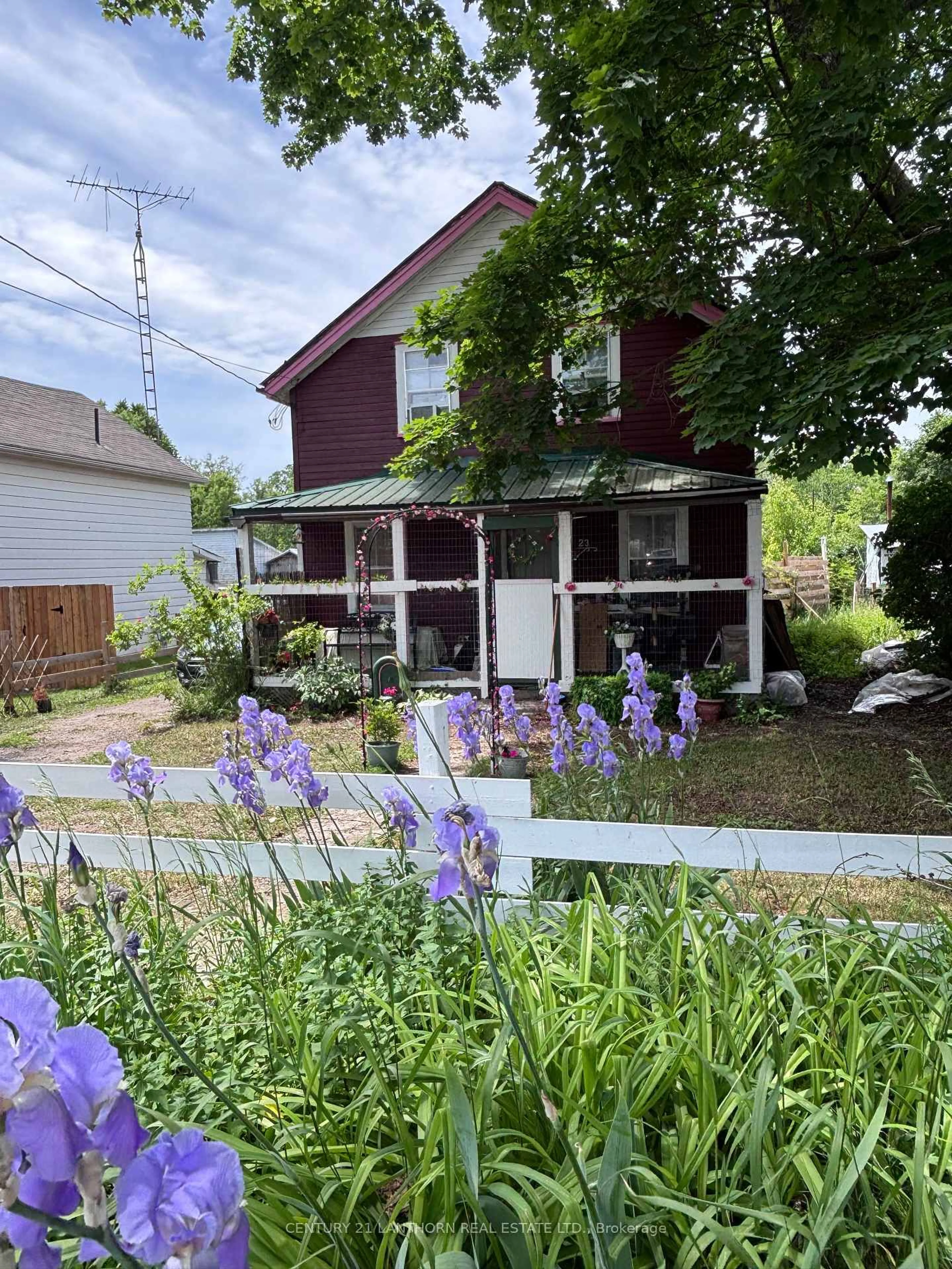 A pic from outside/outdoor area/front of a property/back of a property/a pic from drone, street for 23 O'Brien St, Limoges Ontario K0K 2M0