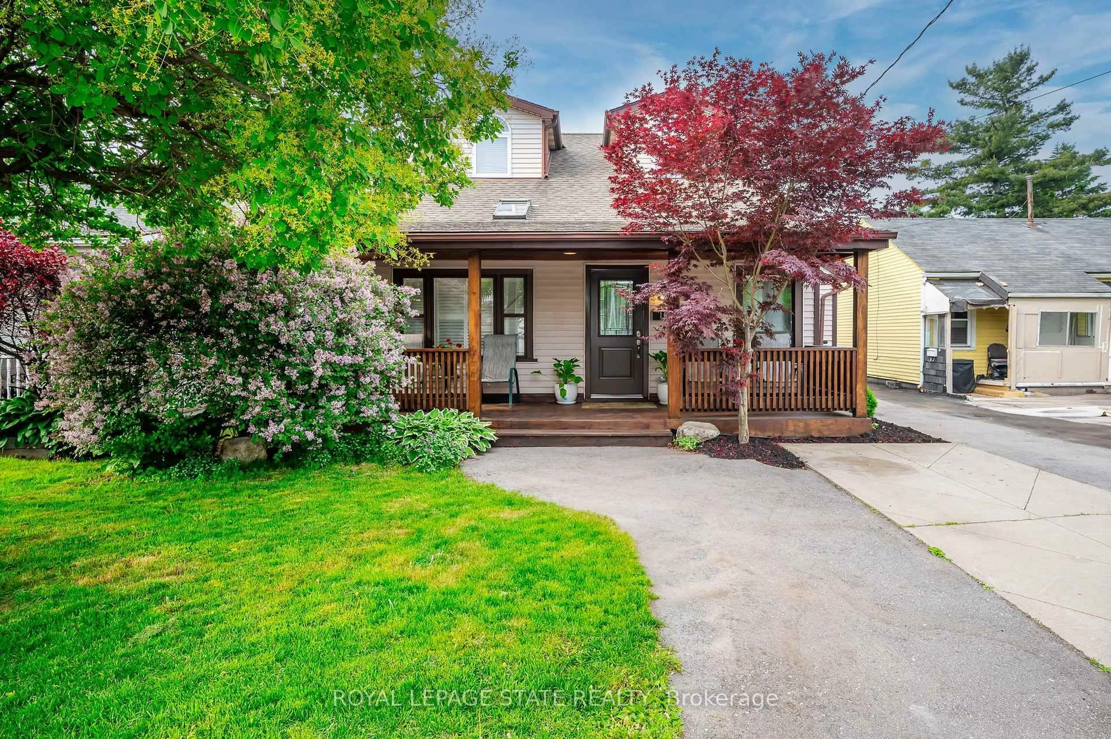 Unknown for 100 Munn St, Hamilton Ontario L8V 1K3
