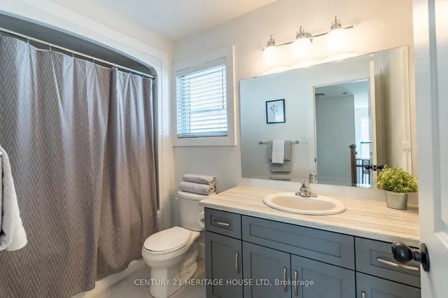 Additional property image - 66 Eden Oak Tr