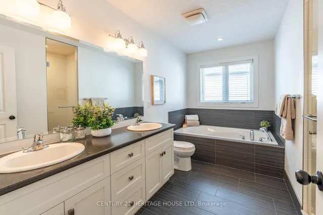Additional property image - 66 Eden Oak Tr