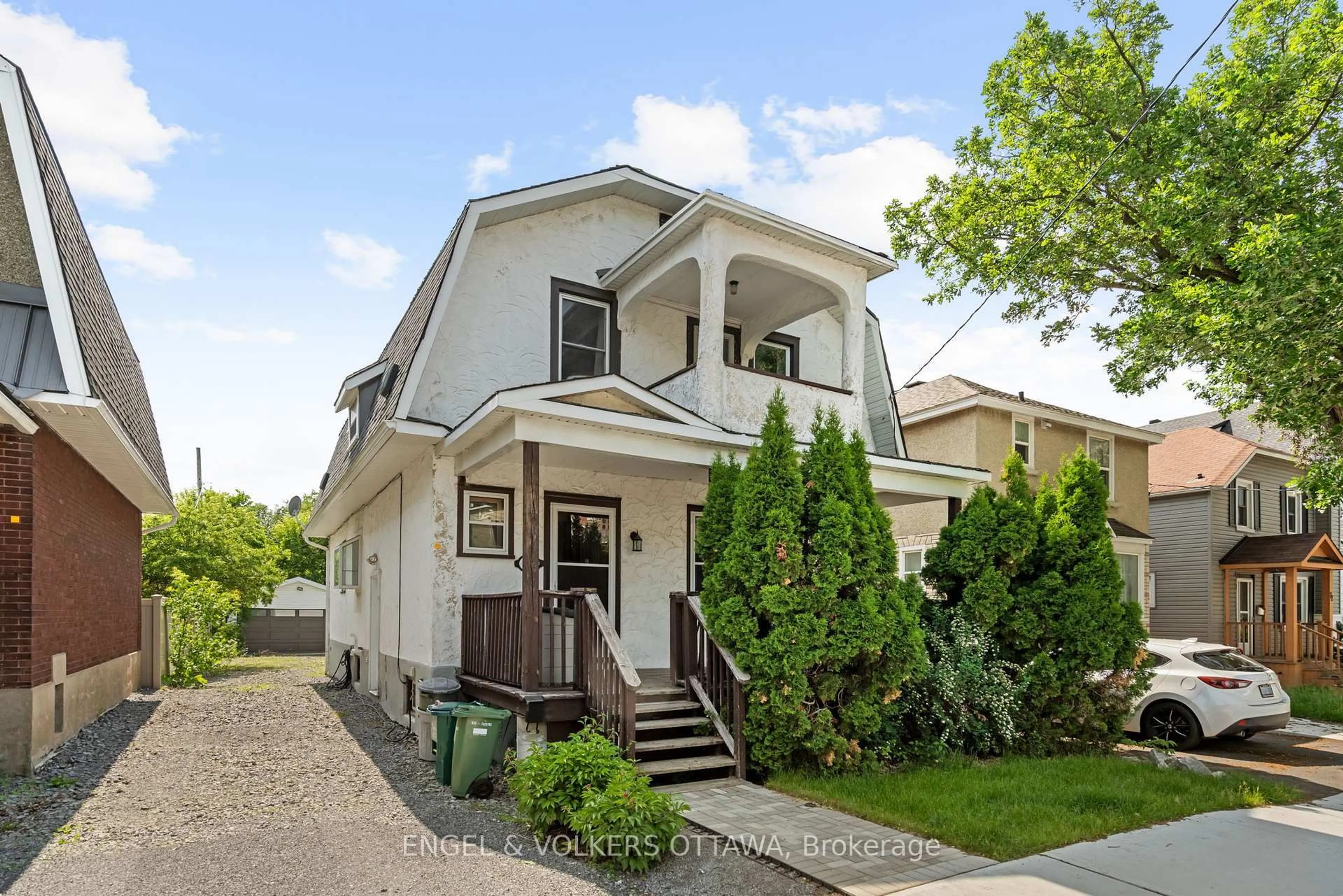 Home with vinyl exterior material, street for 76 Huron Ave, Ottawa Ontario K1Y 0V9