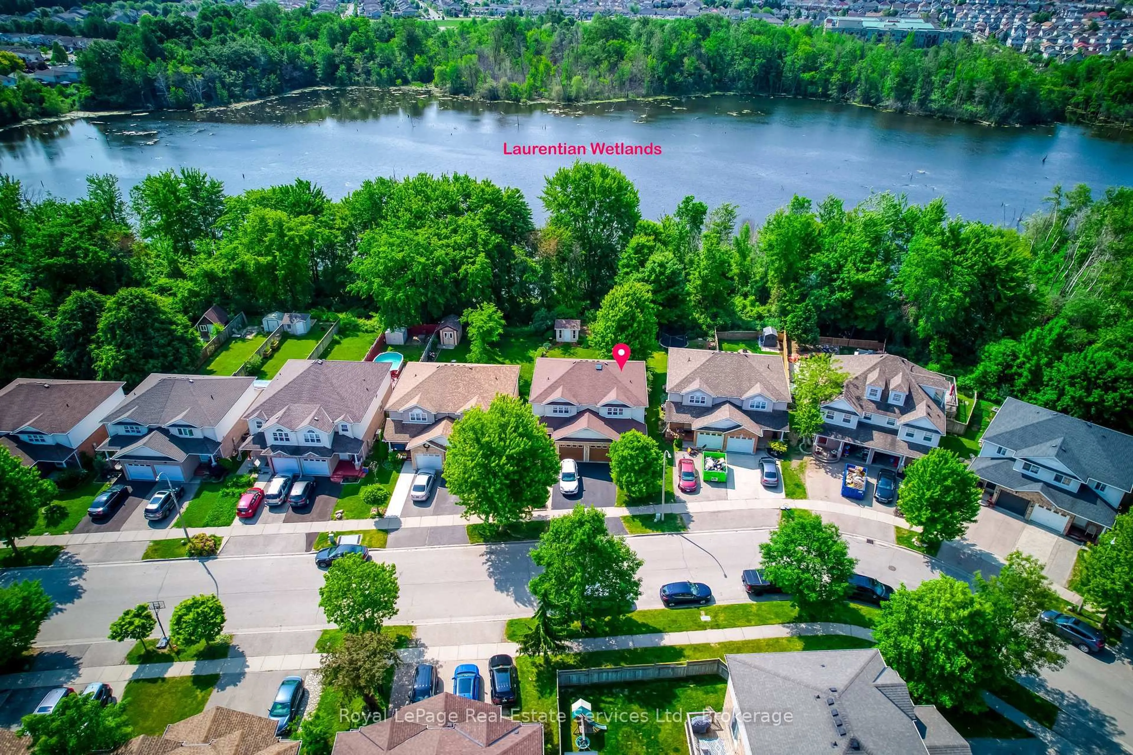 A pic from outside/outdoor area/front of a property/back of a property/a pic from drone, water/lake/river/ocean view for 59 Watercress Crt, Kitchener Ontario N2E 3S7
