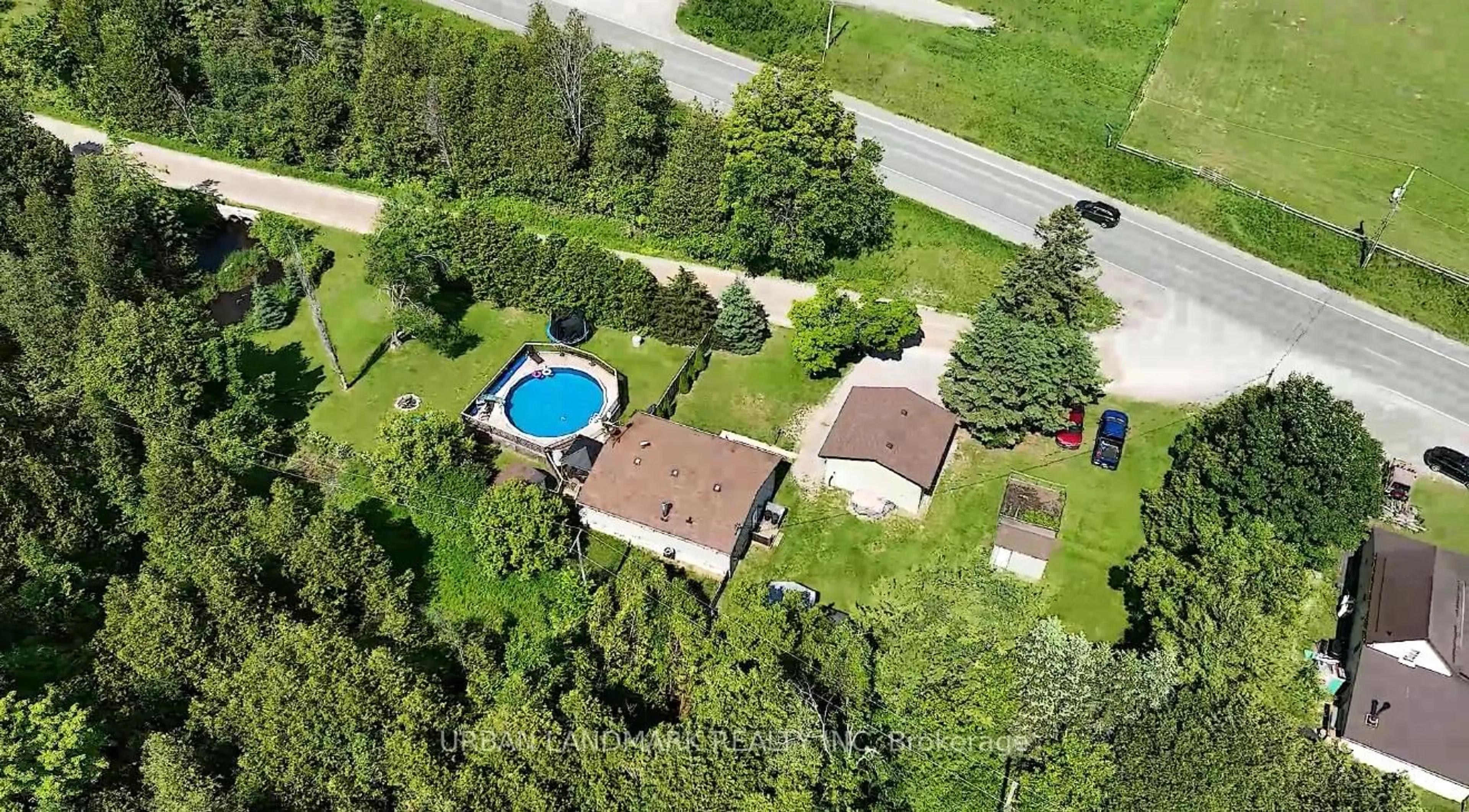 A pic from outside/outdoor area/front of a property/back of a property/a pic from drone, street for 4 Heath Dr, Trent Hills Ontario K0K 3K0