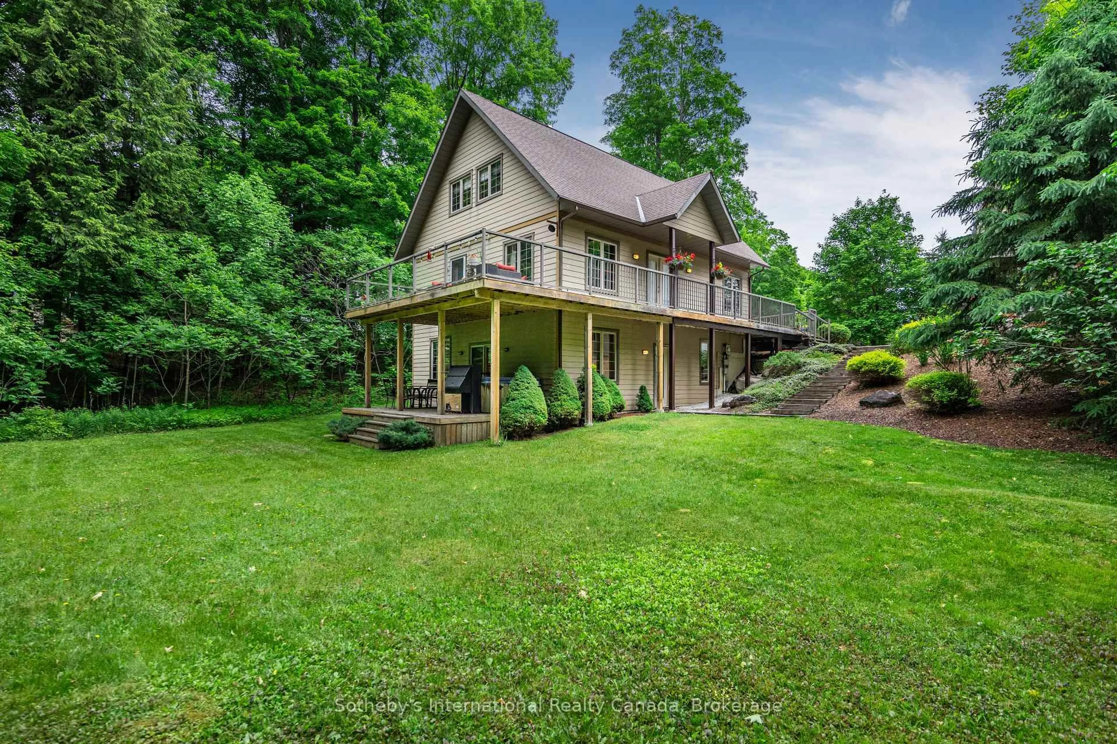 A pic from outside/outdoor area/front of a property/back of a property/a pic from drone, water/lake/river/ocean view for 28 Big Tree Circ, Mulmur Ontario L9V 3M3