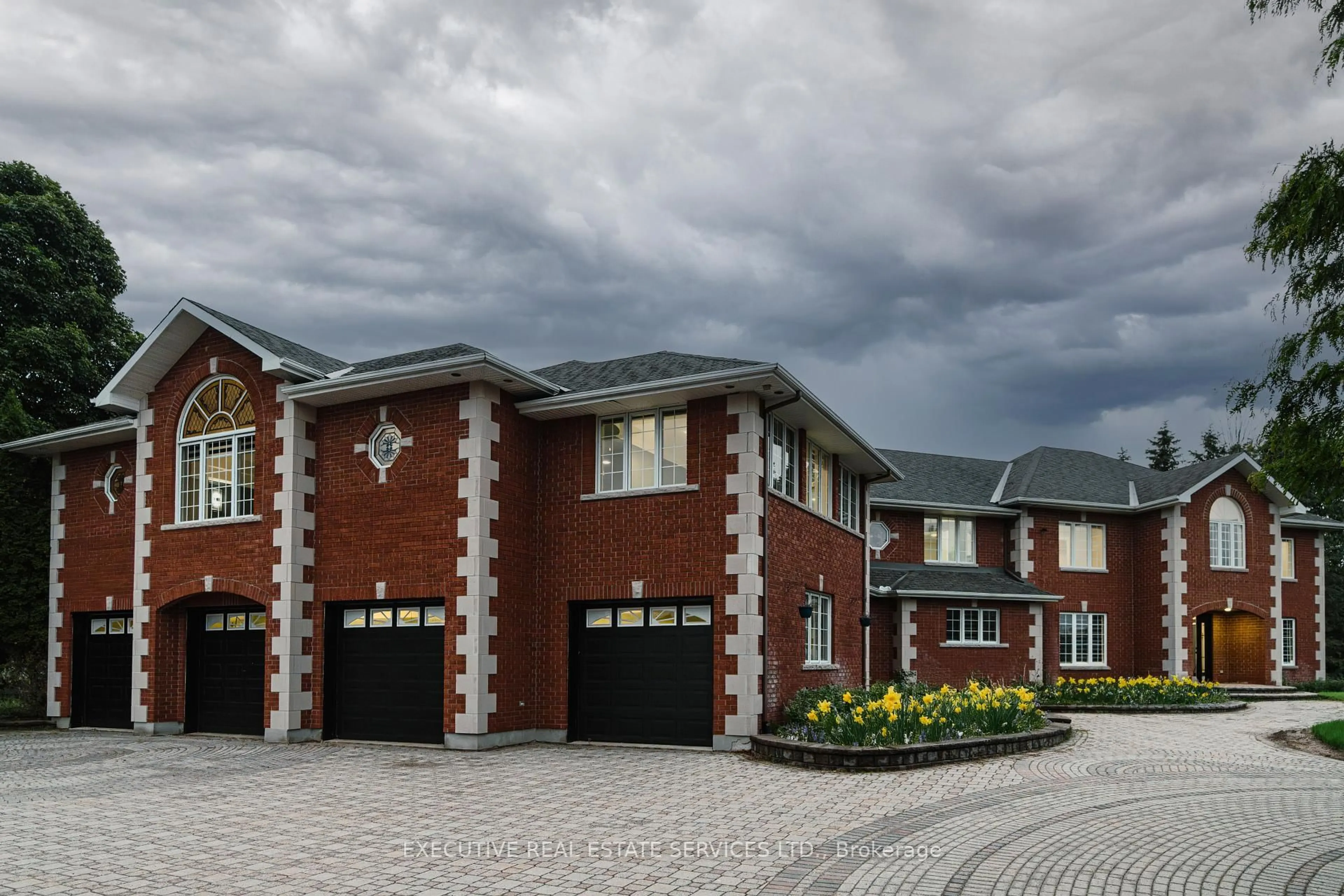 Home with brick exterior material, street for 141 KERRY HILL Cres, Ottawa Ontario K0A 1T0