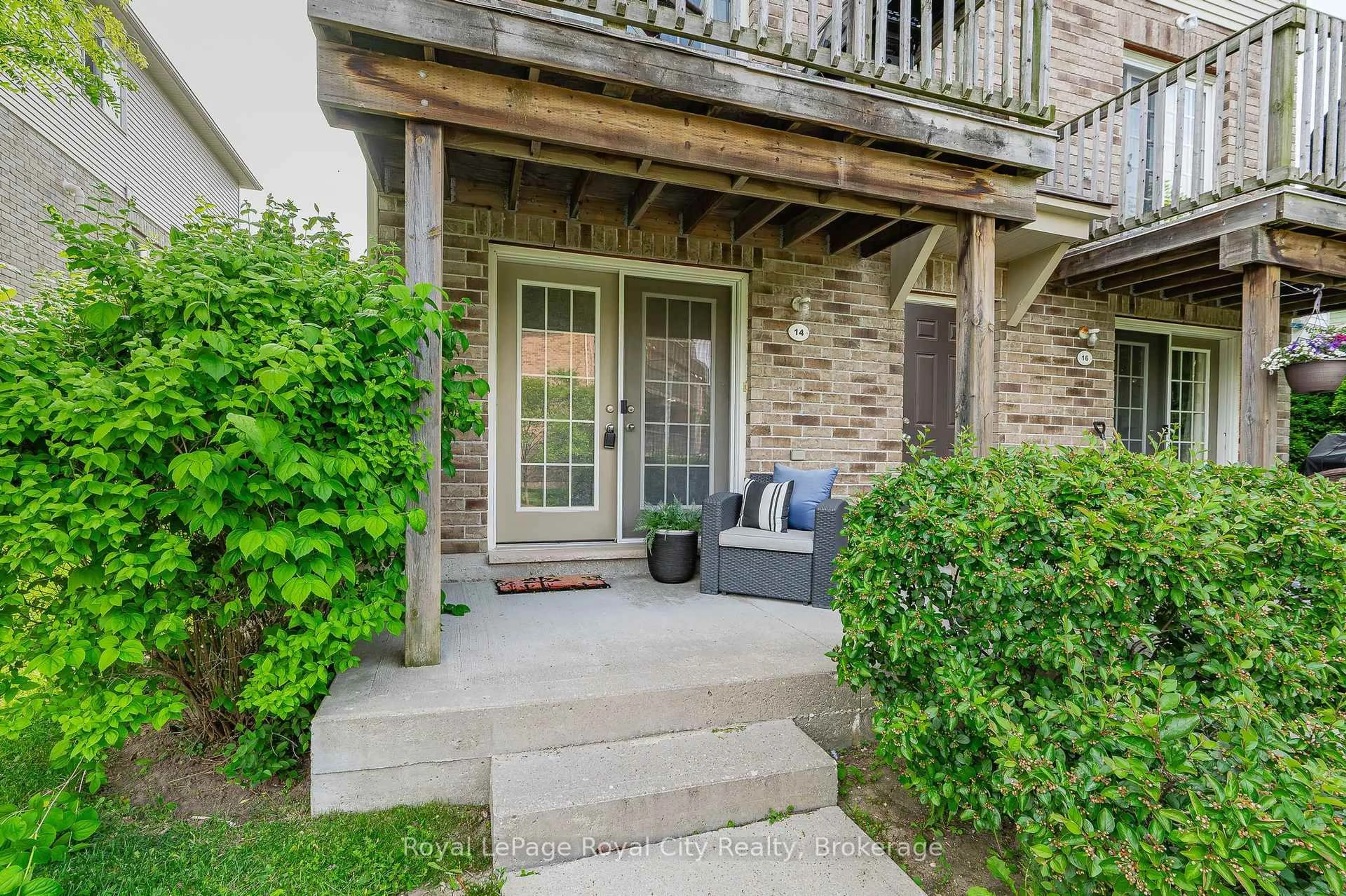 Patio, street for 35 Mountford Dr #14, Guelph Ontario N1E 0G6